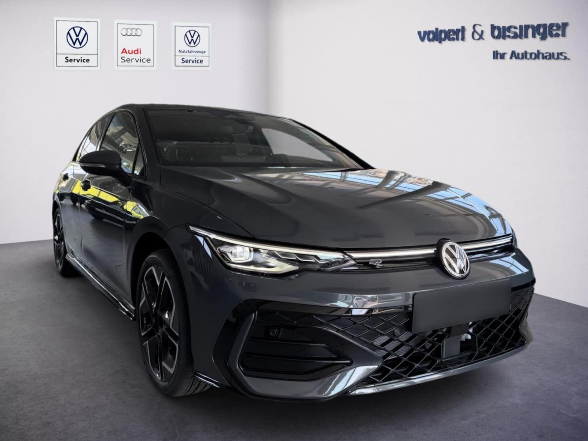 Volkswagen Golf R-Line