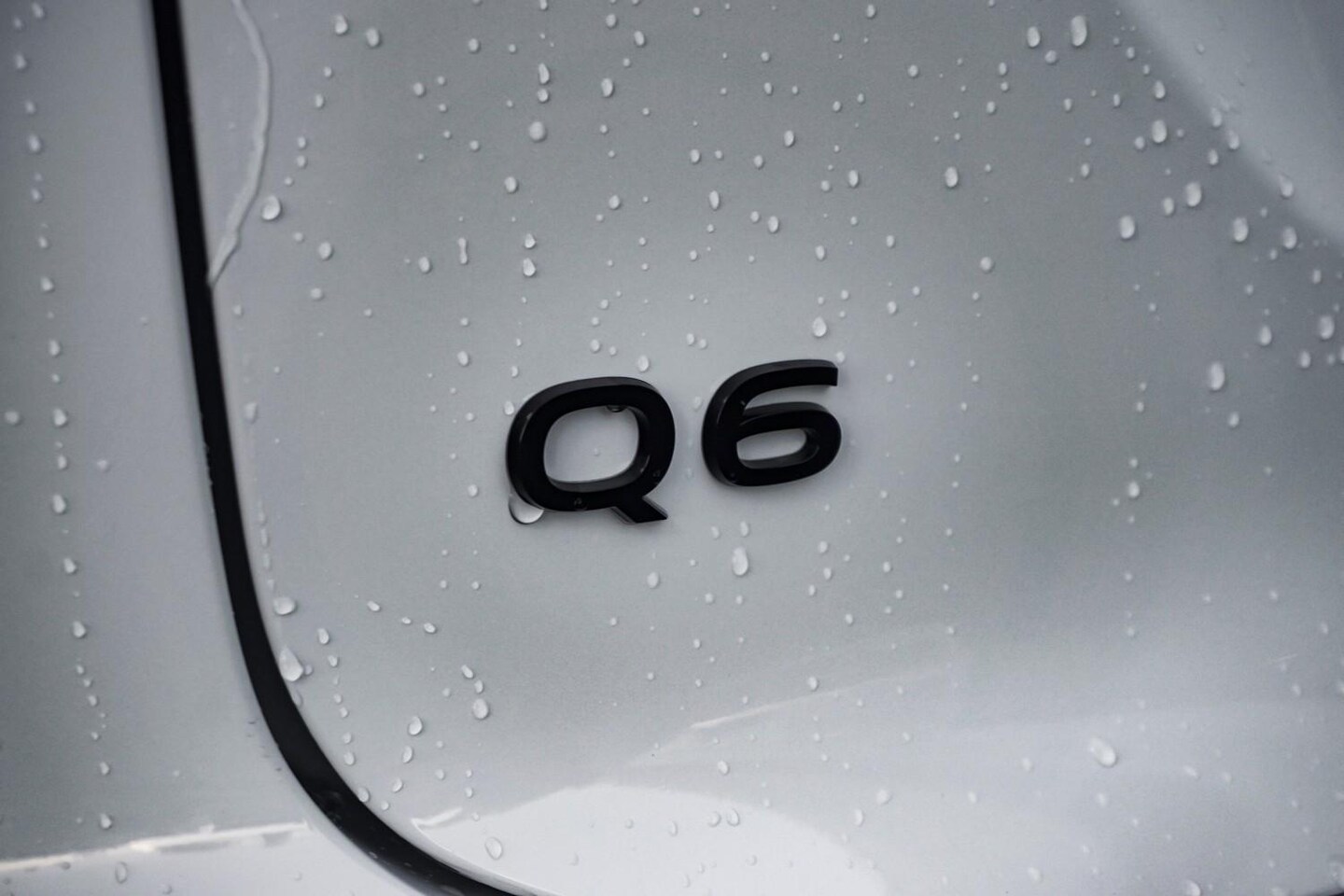 Image about Audi Q6 SUV e-tron e-tron quattro