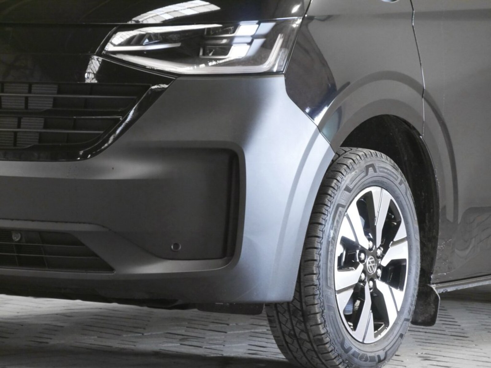 Volkswagen Transporter Kasten kurzer Radstand – Bild 7