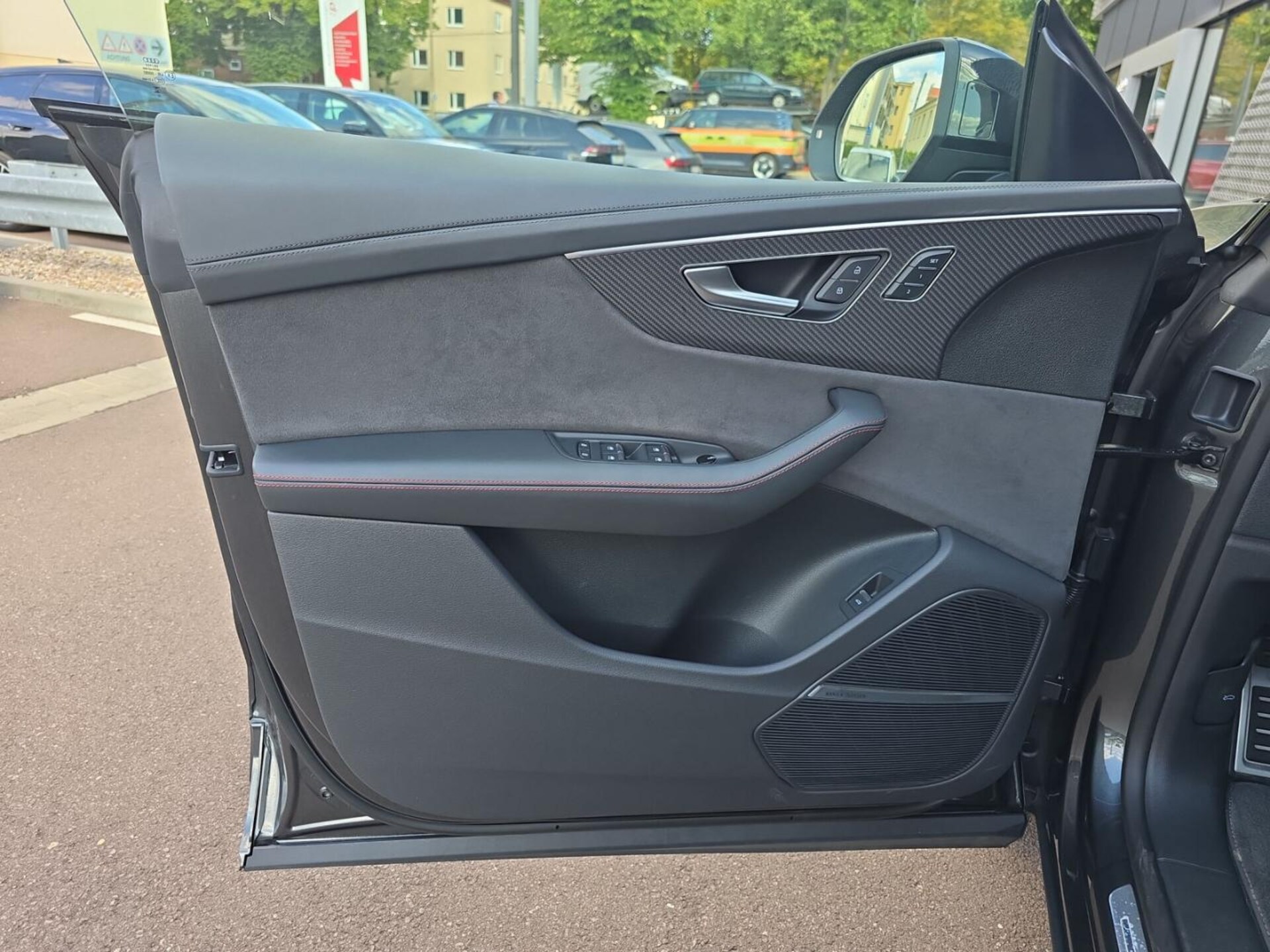 Audi RS Q8 SUV