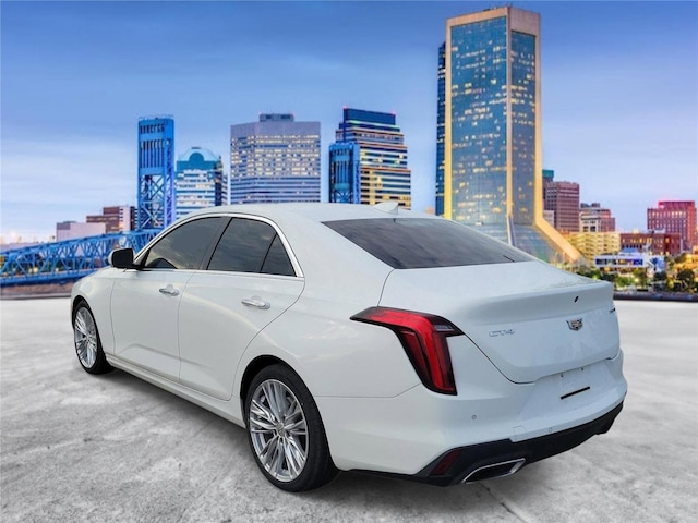 2022 Cadillac CT4
