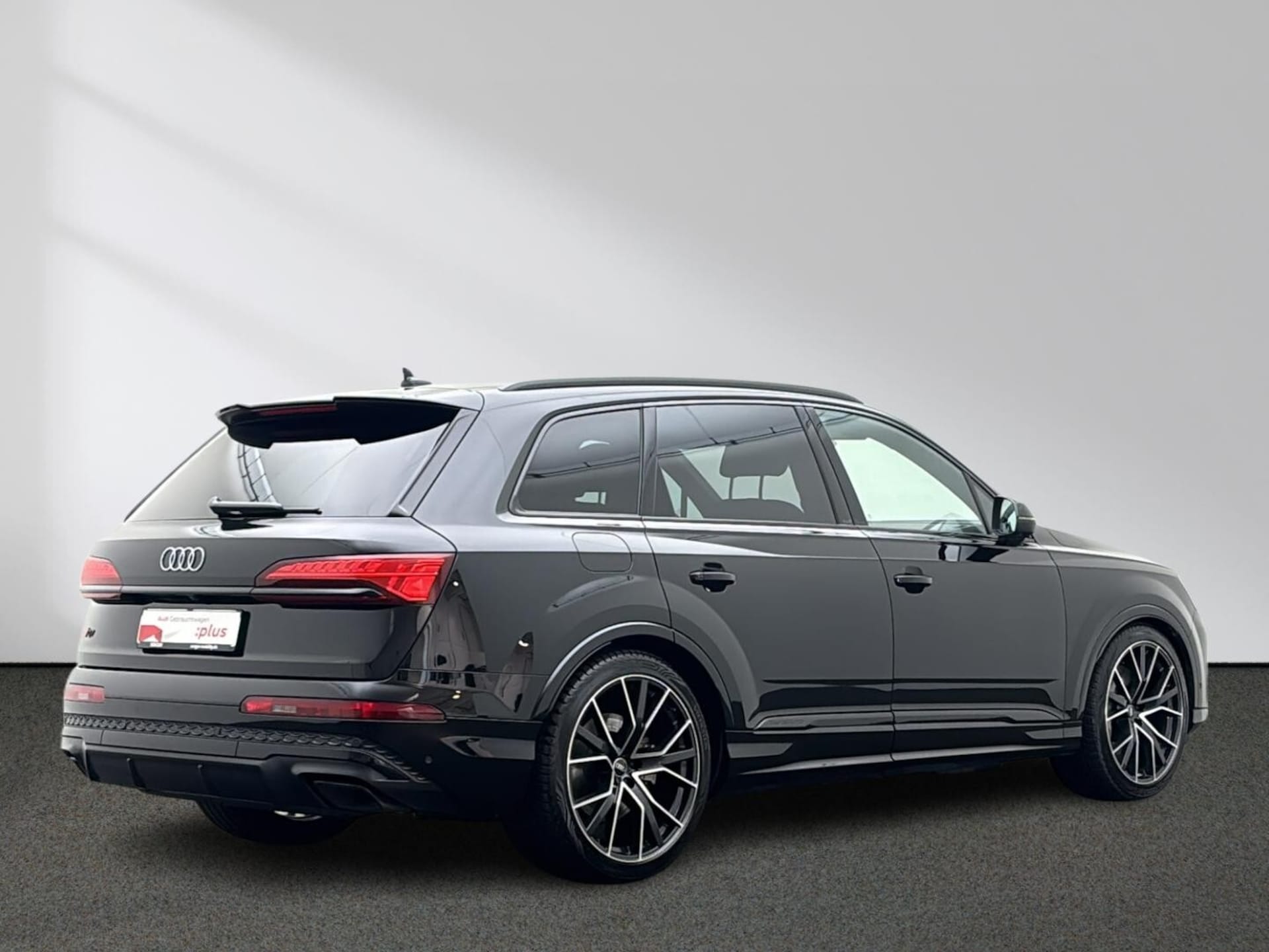 Audi Q7 SUV TFSI e S line