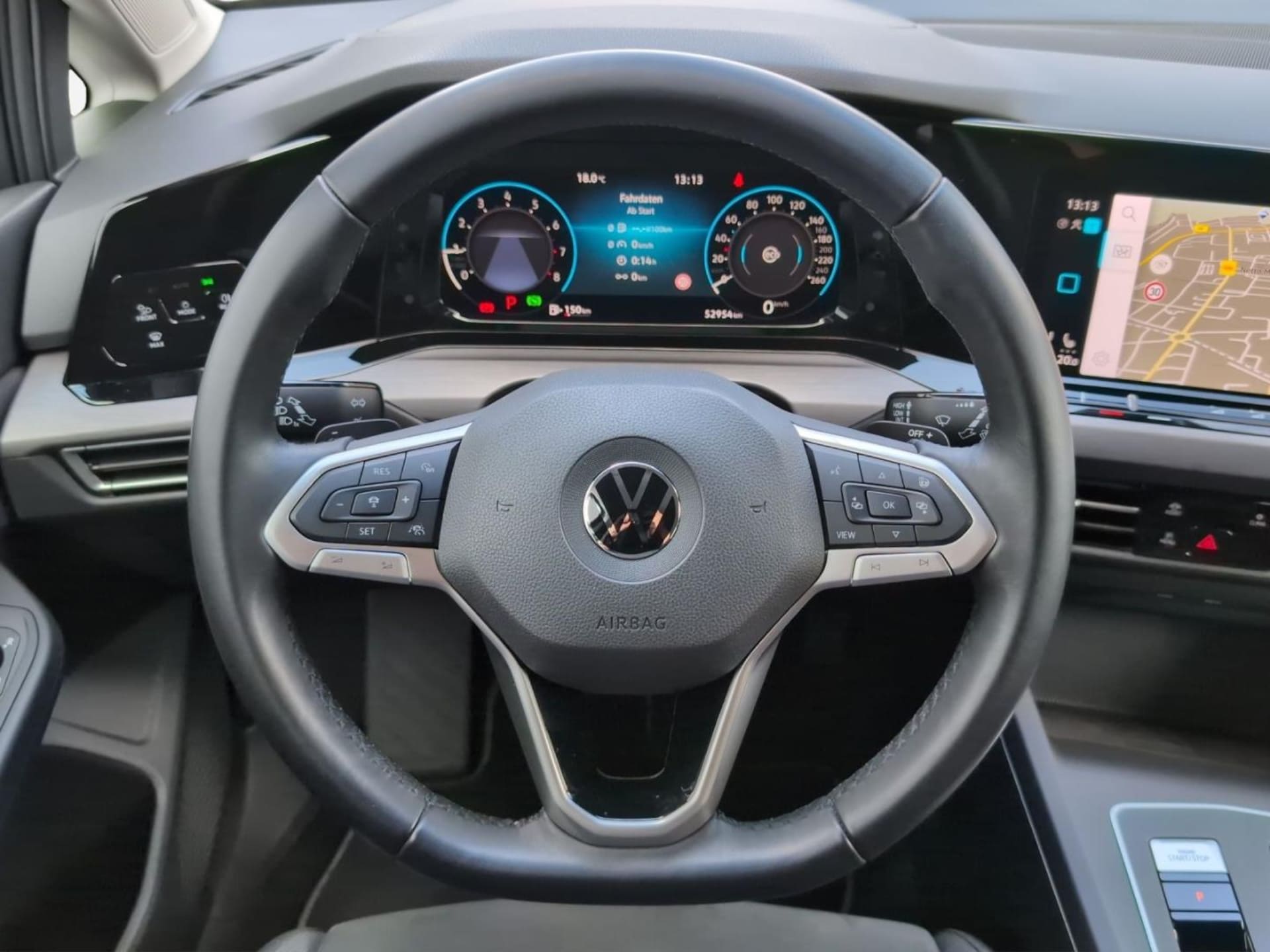 Volkswagen Golf Style