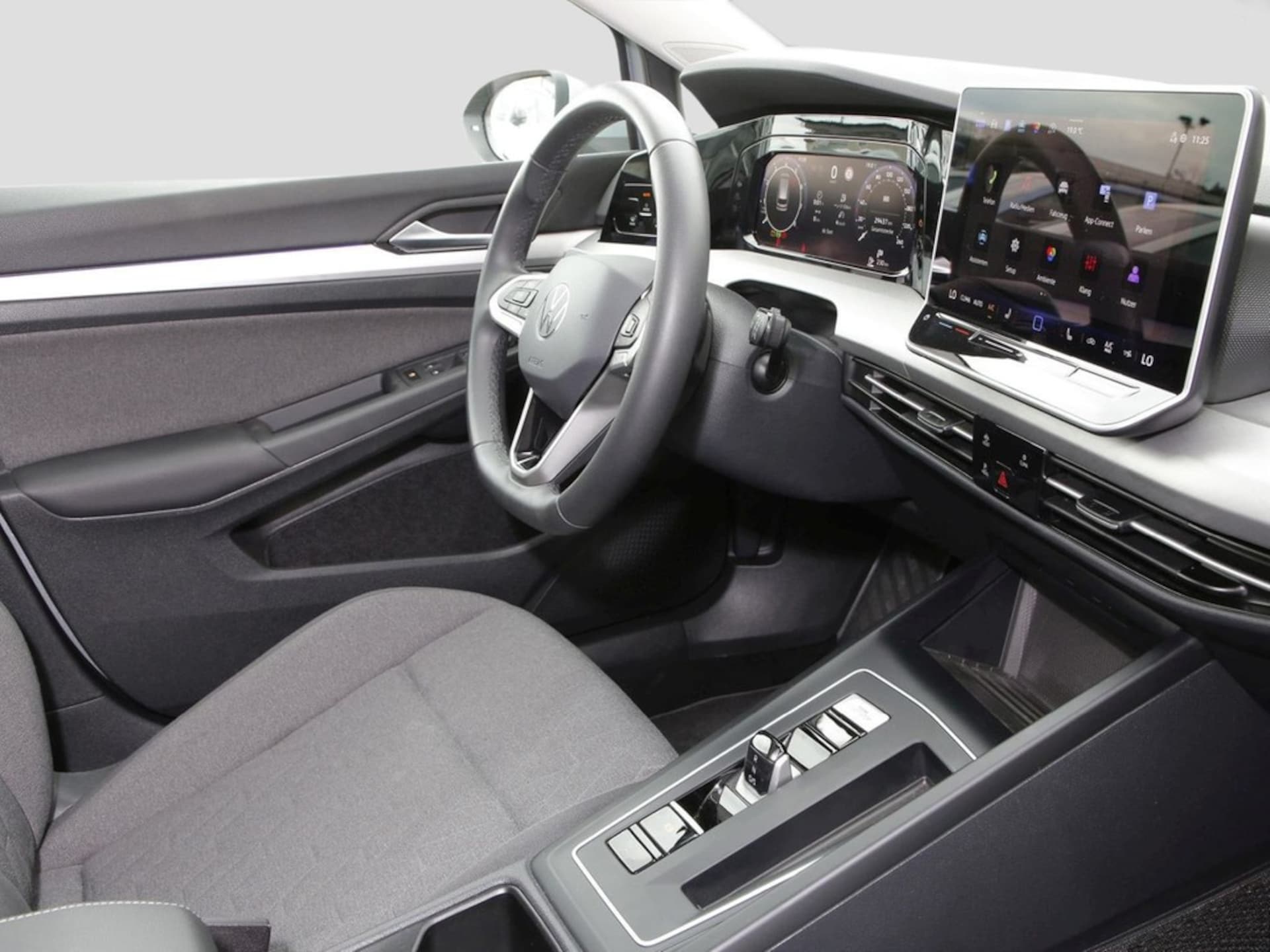 Volkswagen Golf Variant Life