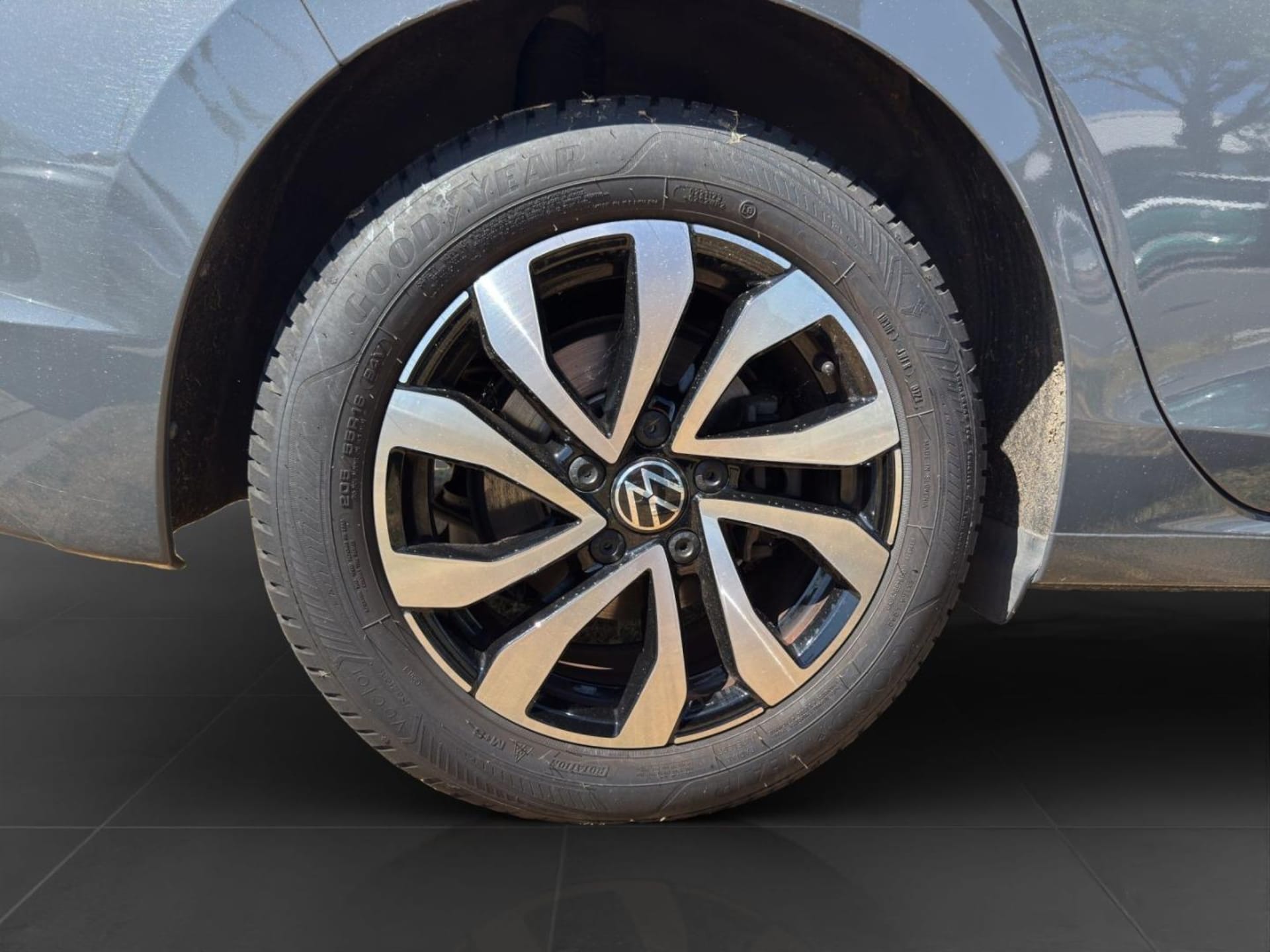 Volkswagen Golf Life