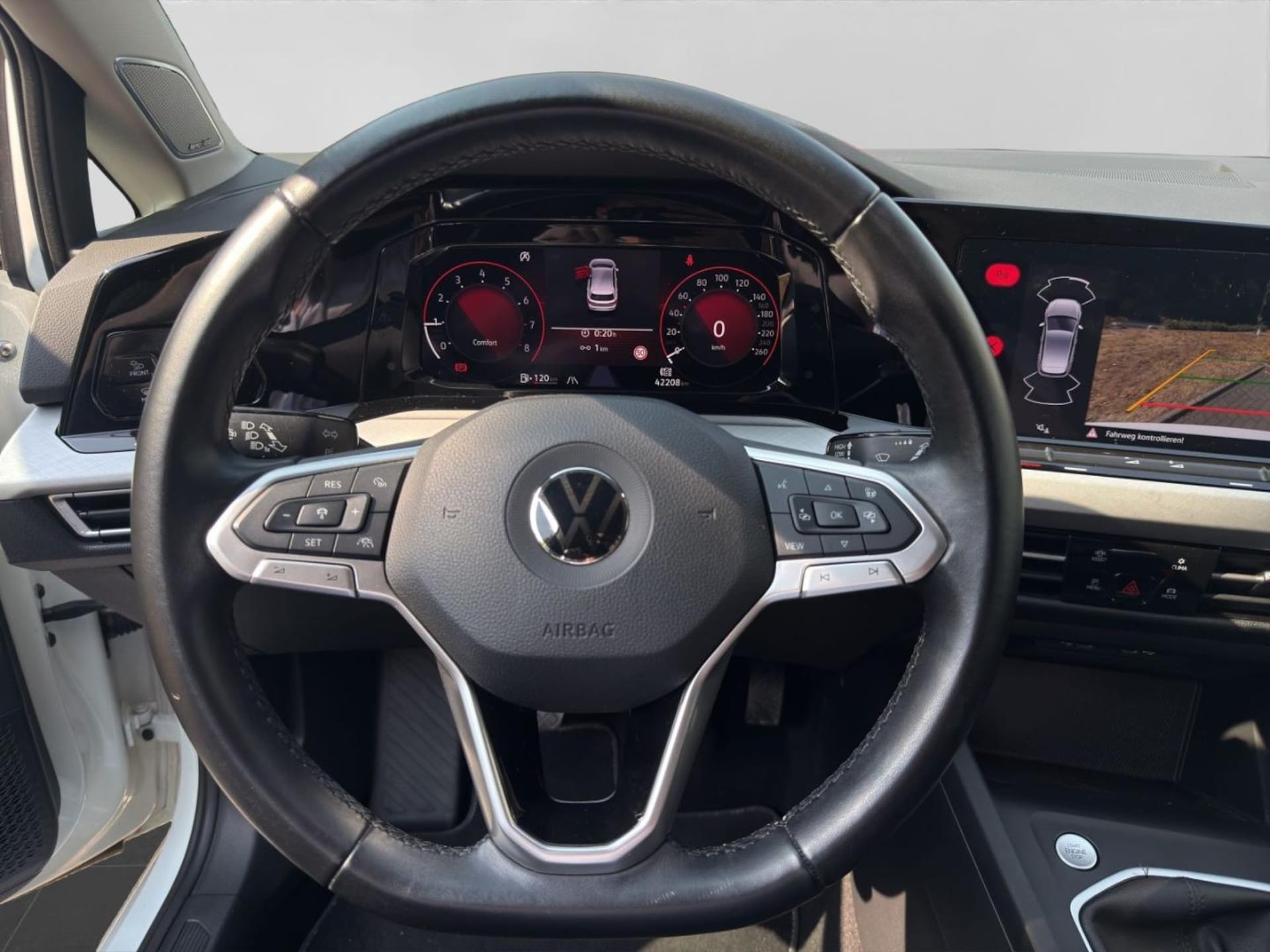 Volkswagen Golf Life