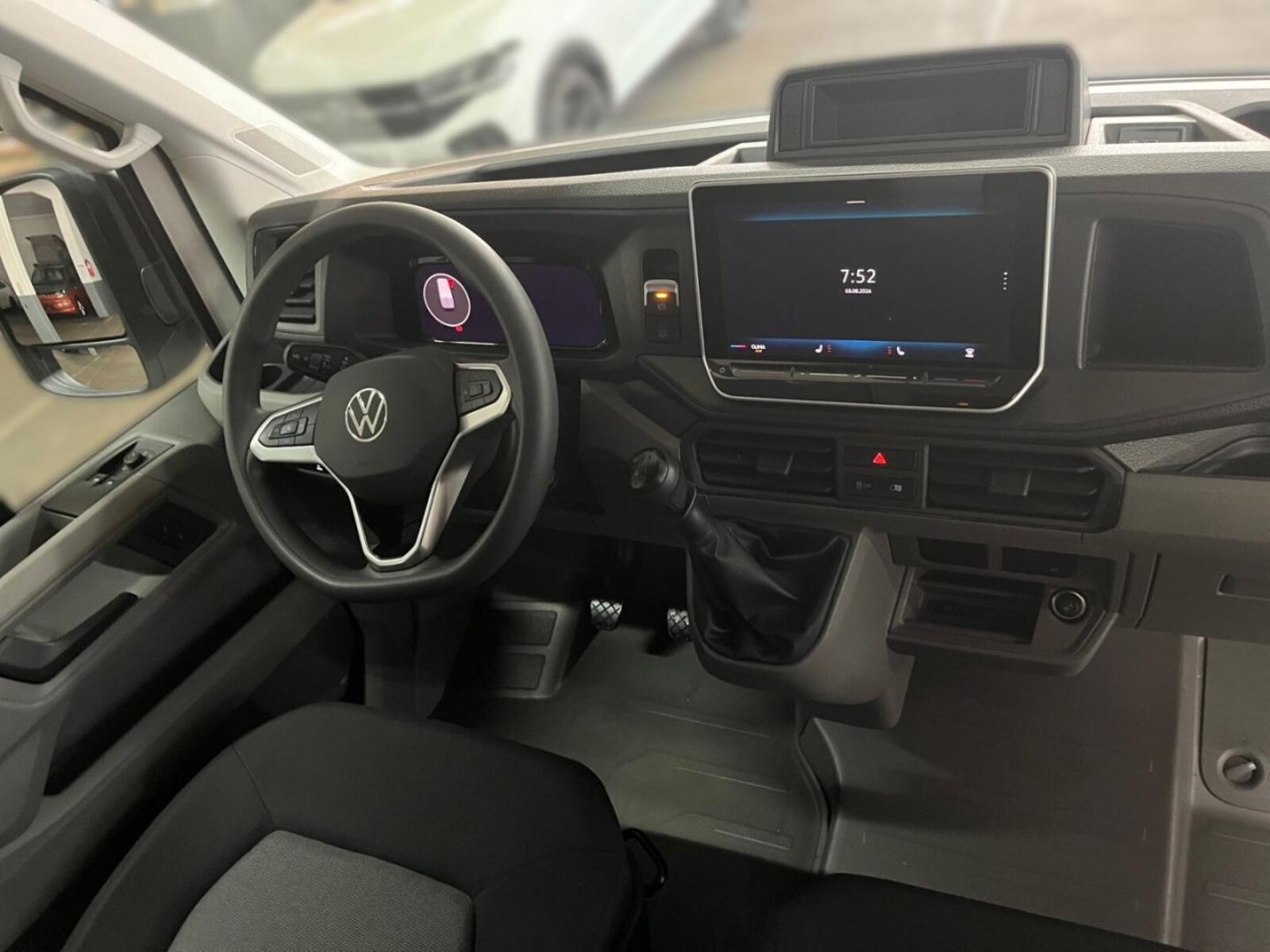 Volkswagen Crafter Kasten mittlerer Radstand – Bild 15