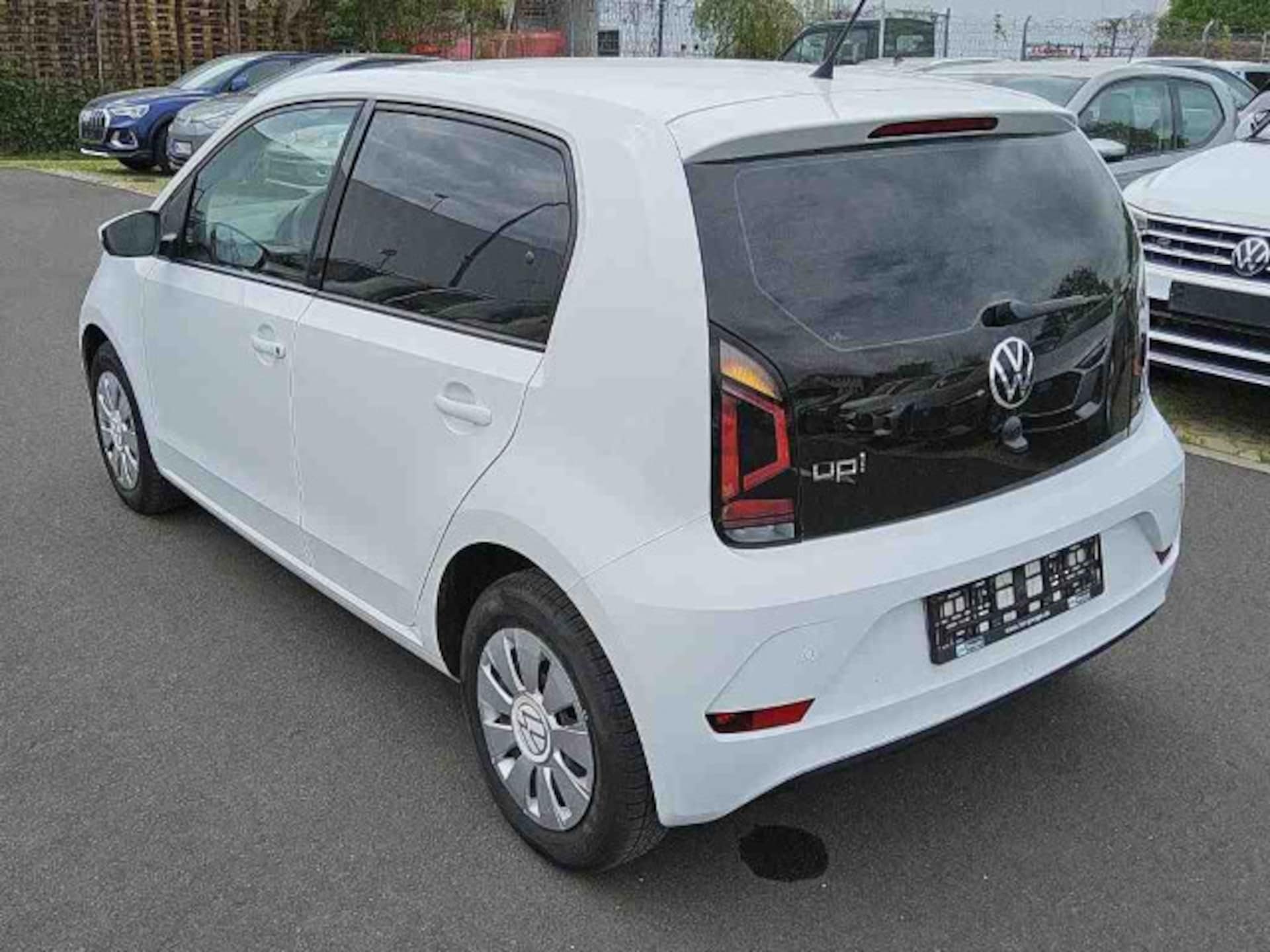 Volkswagen up!