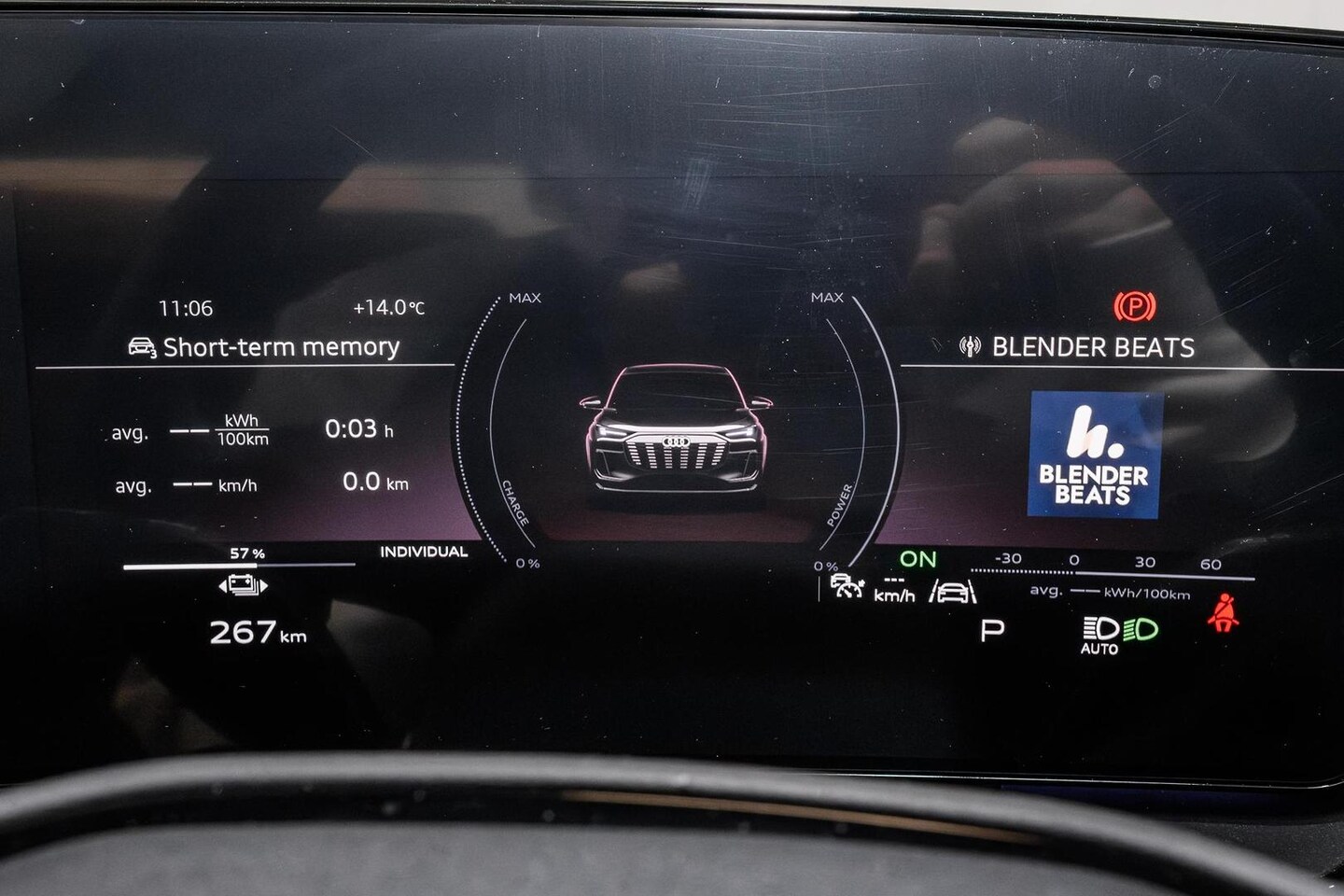 Image about Audi Q6 SUV e-tron e-tron quattro