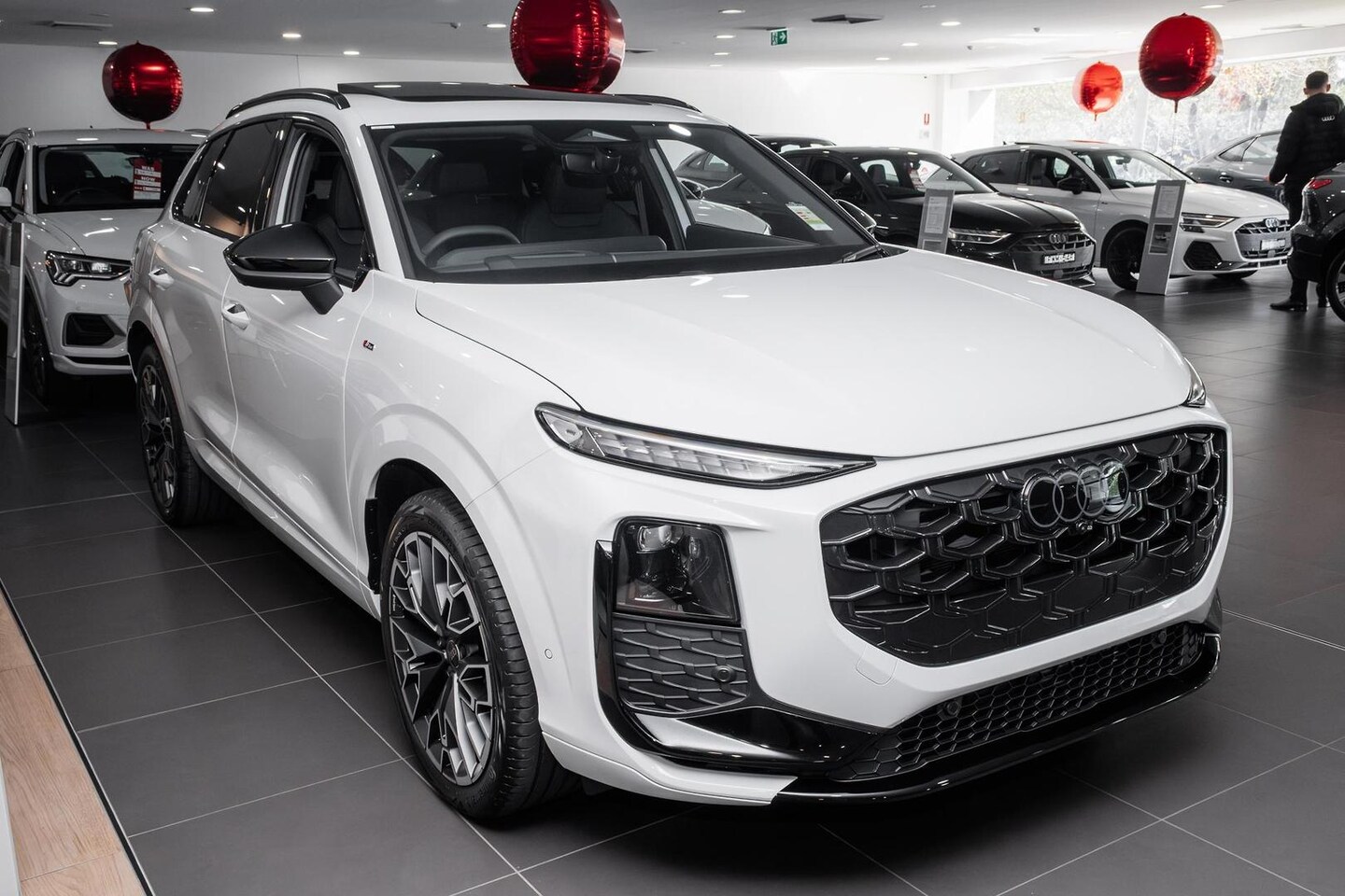 Image about Audi Q3 SUV TFSI quattro 195 kW