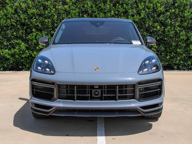 2022 Porsche Cayenne Coupé