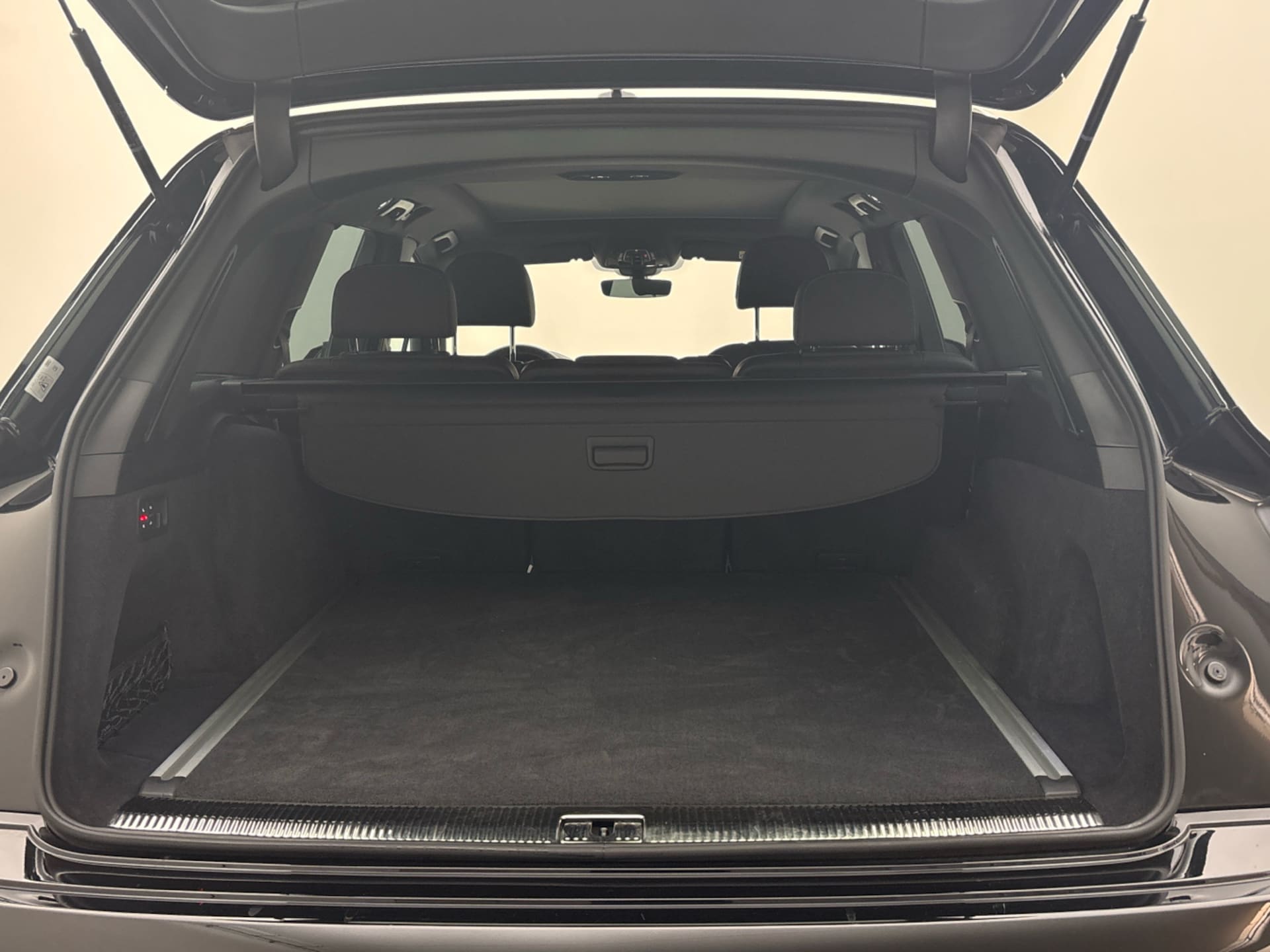 Audi Q7 SUV TFSI e S line