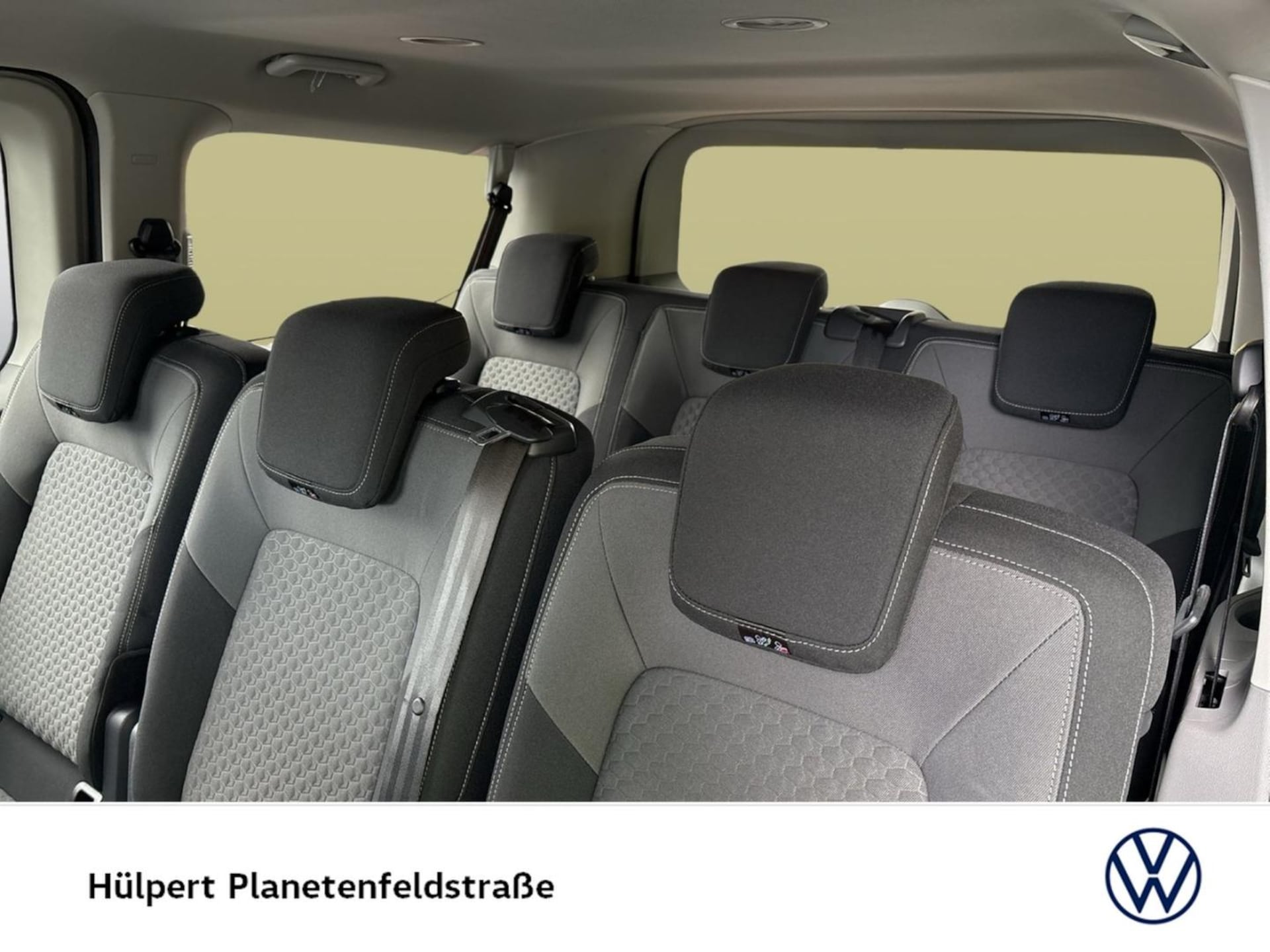 Volkswagen Caravelle Style