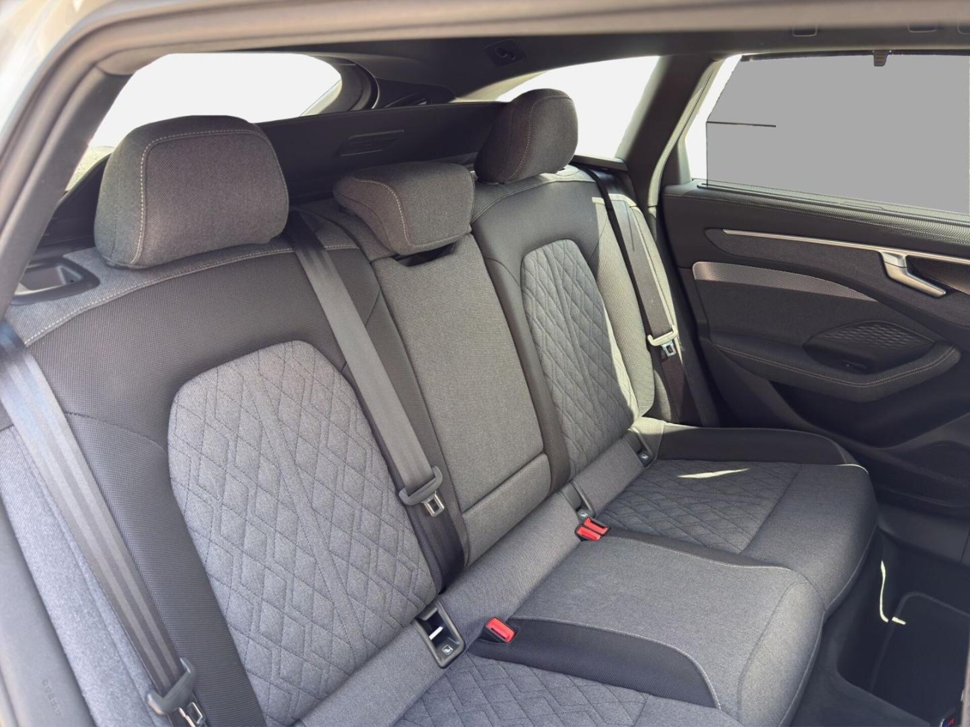 Audi A6 Avant e-hybrid