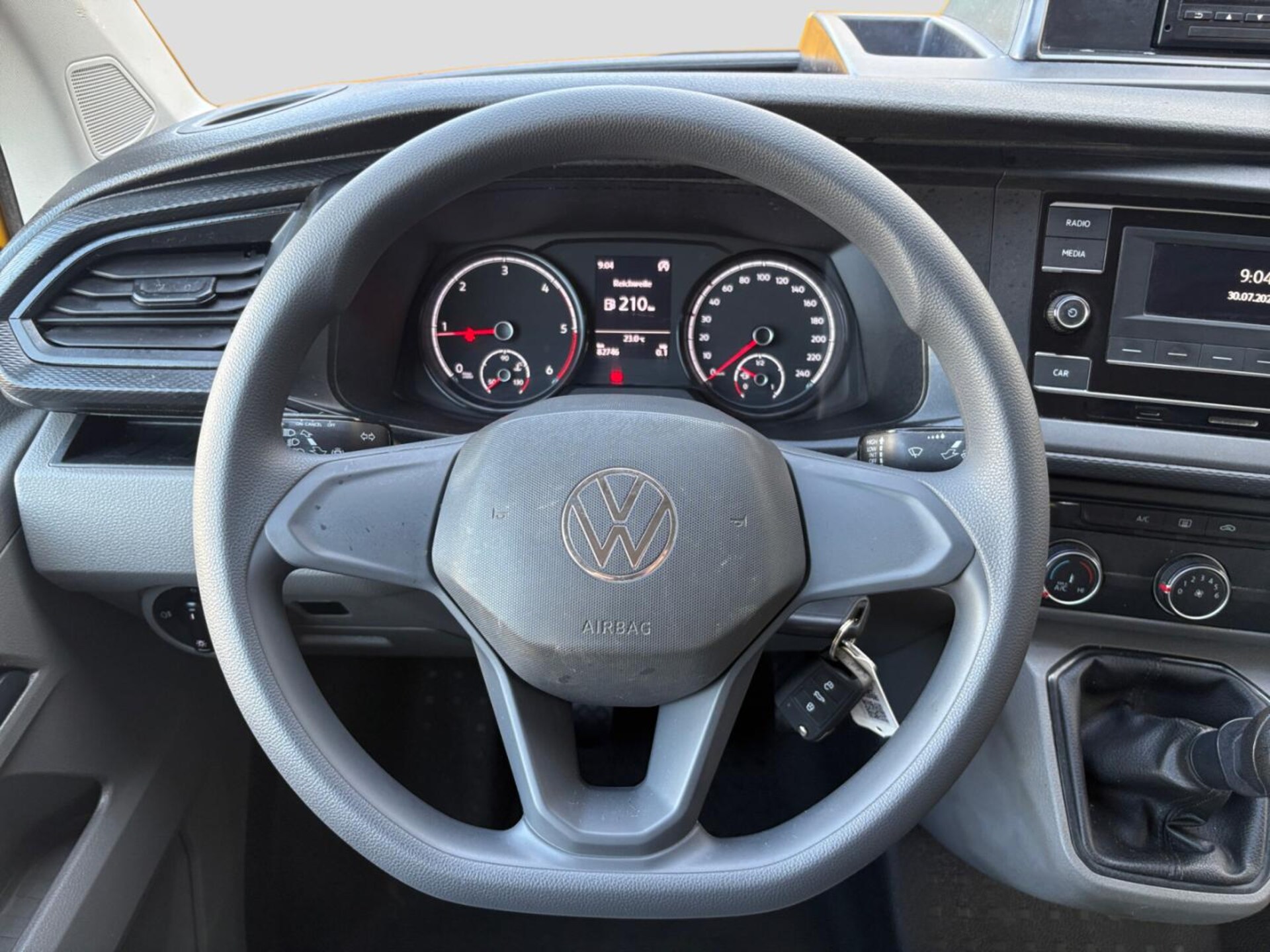 Volkswagen T6.1 Transporter Pritschenwagen Doppelkabine