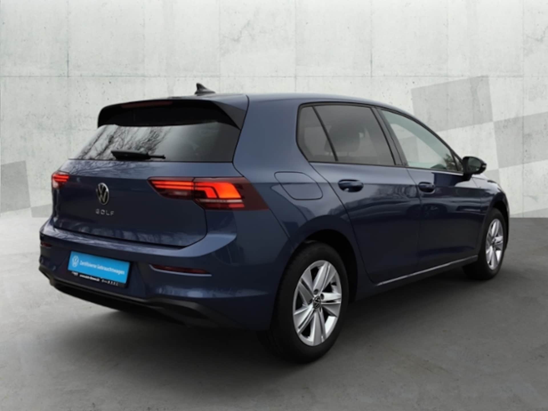 Volkswagen Golf Life