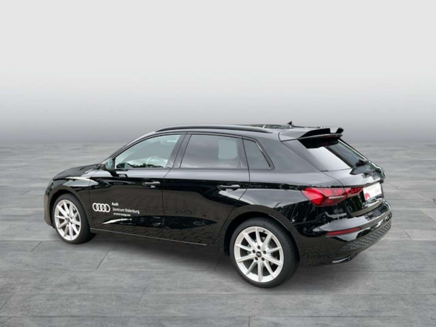 Bild über Audi A3 Sportback TFSI 110 kW S tronic - für weitere Informationen kontaktieren Sie den Audi Partner