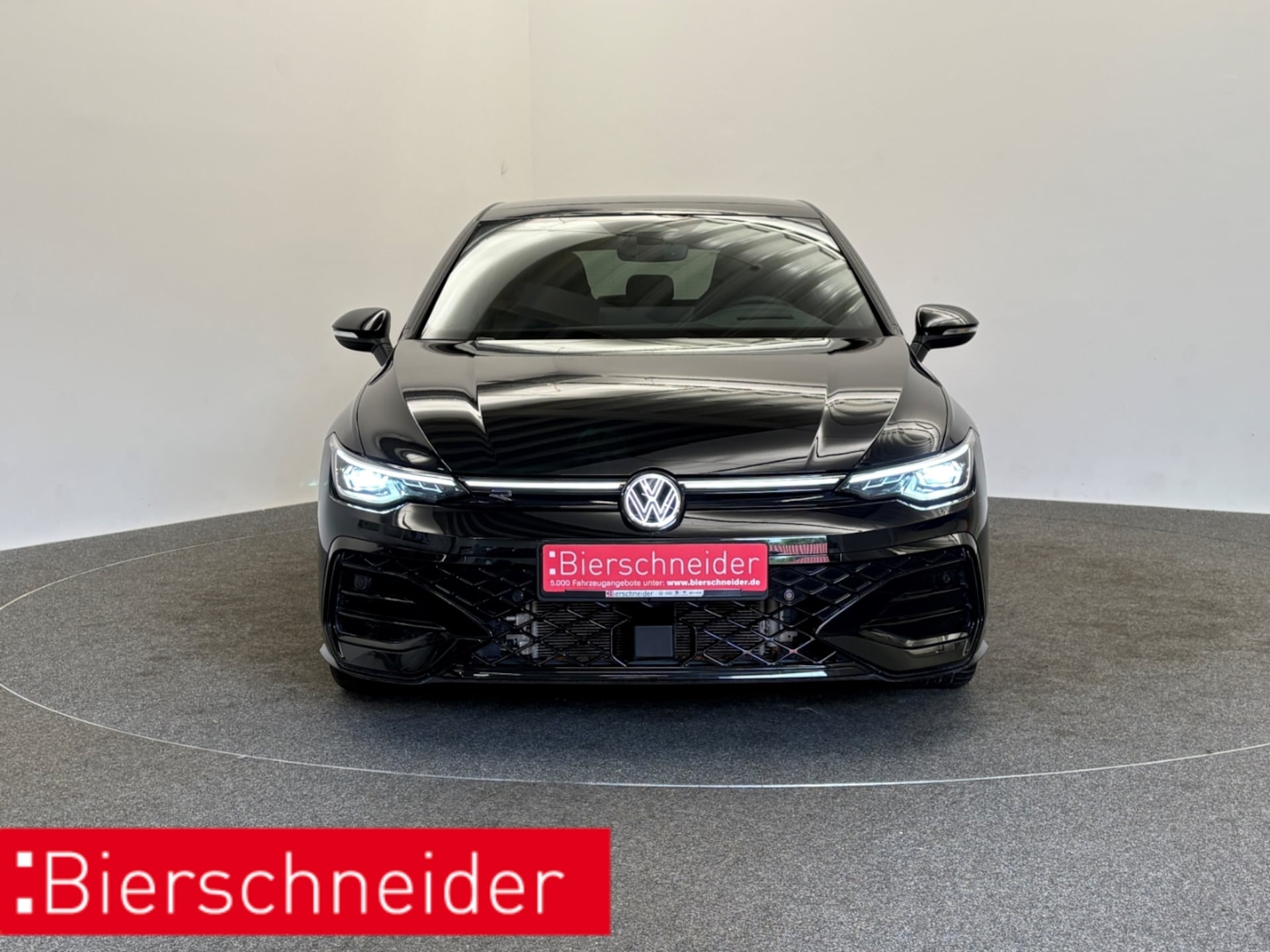 Volkswagen Golf R-Line