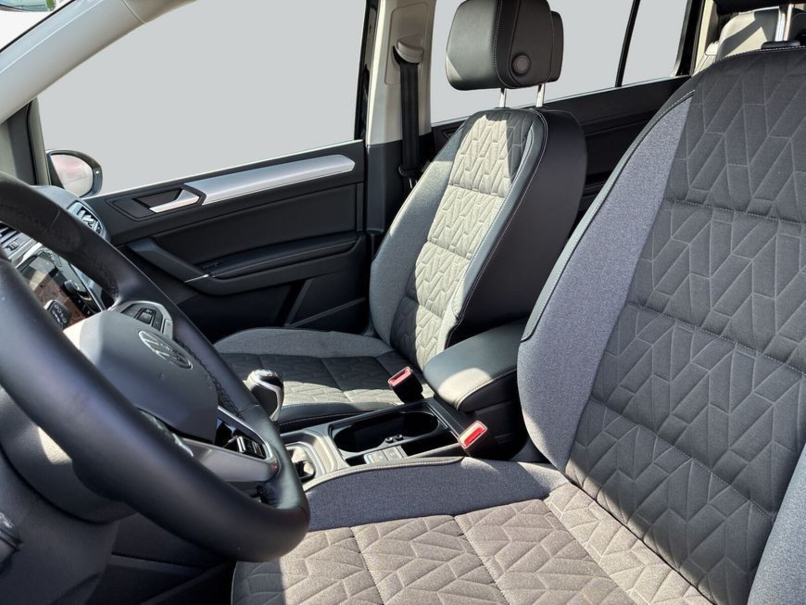 Volkswagen Touran – Bild 10