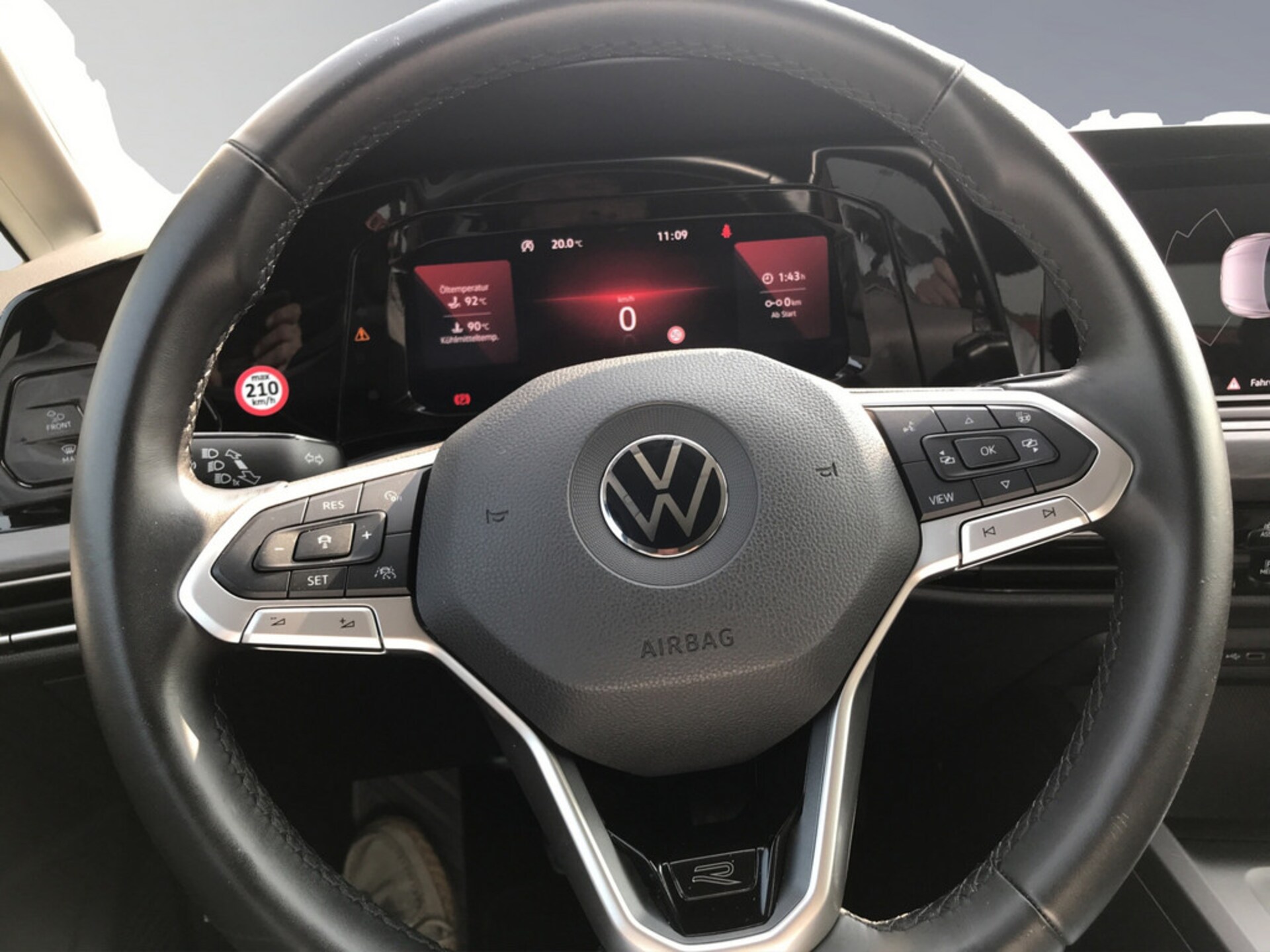 Volkswagen Golf Style