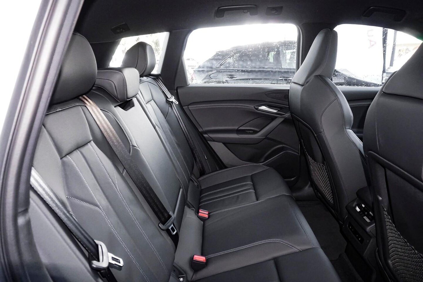 Image about Audi Q6 SUV e-tron e-tron quattro