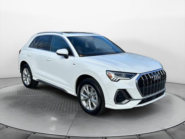 2025 Audi Q3 S Line Premium's photo