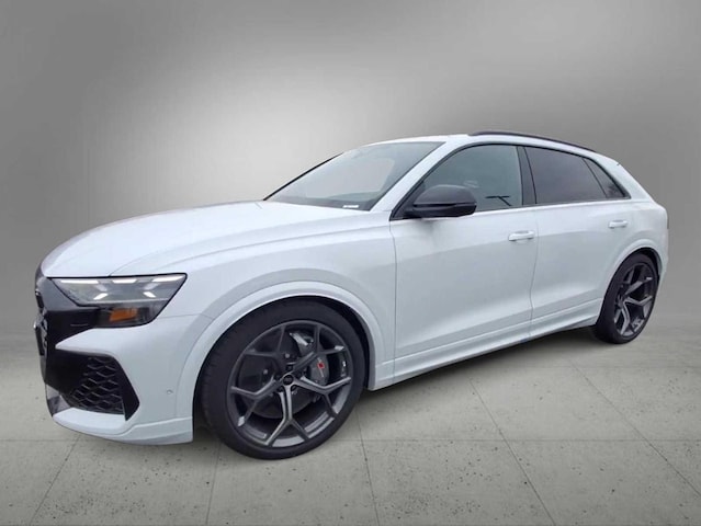 2026 Audi RS Q8 SUV performance