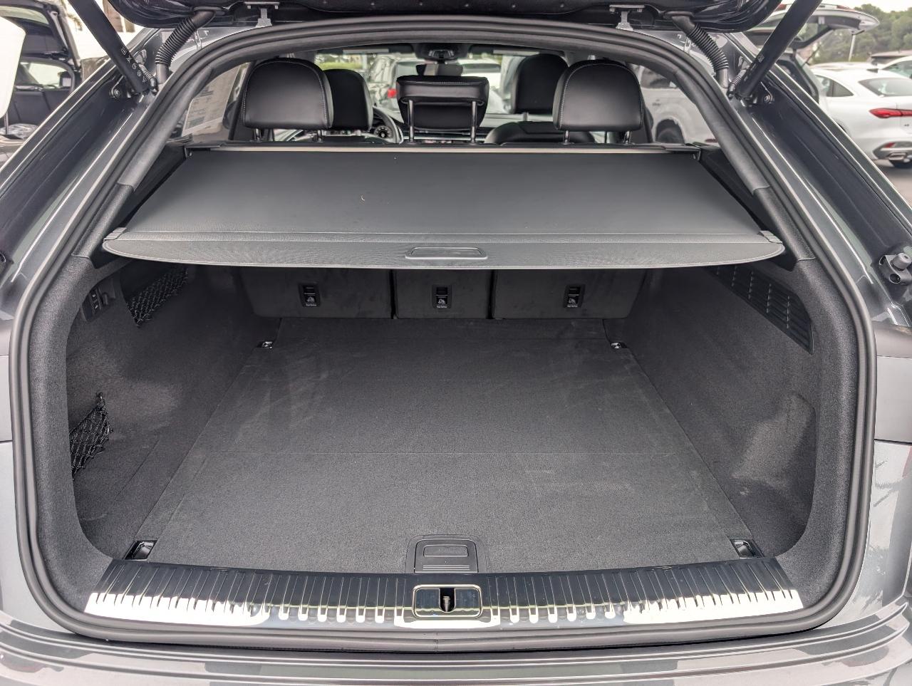 2026 Audi Q8 Prestige - Photo 7