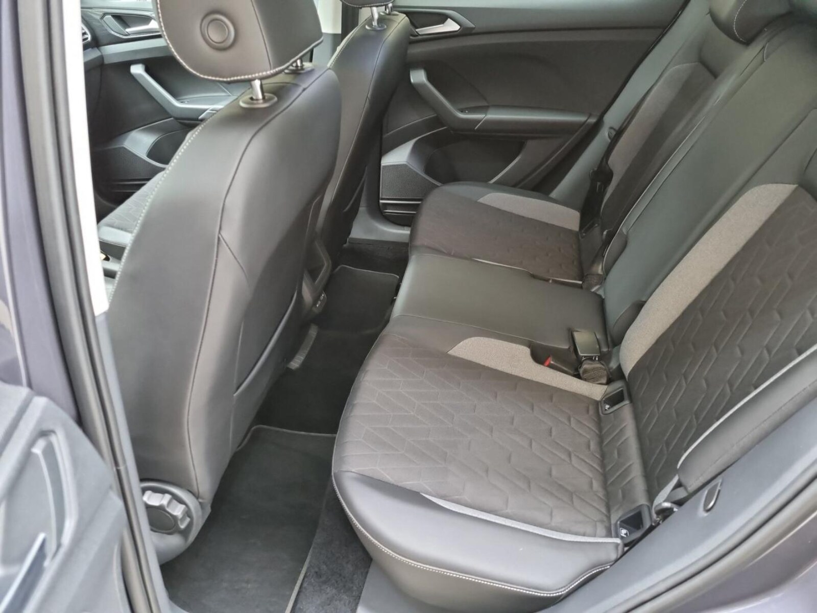 Volkswagen T-Cross – Bild 14