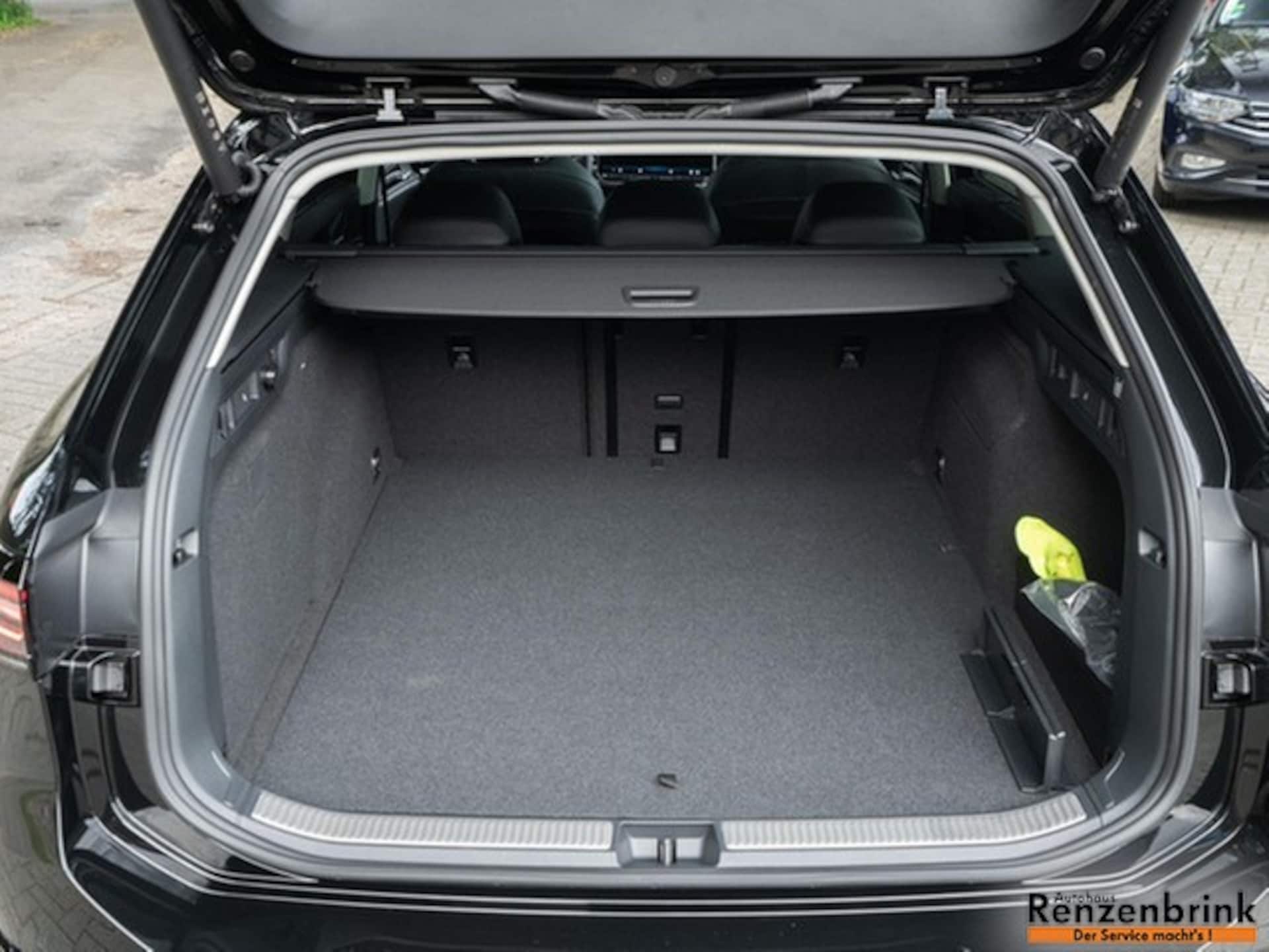 Volkswagen Passat Elegance
