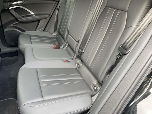 2025 Audi Q5 Premium - Photo 25
