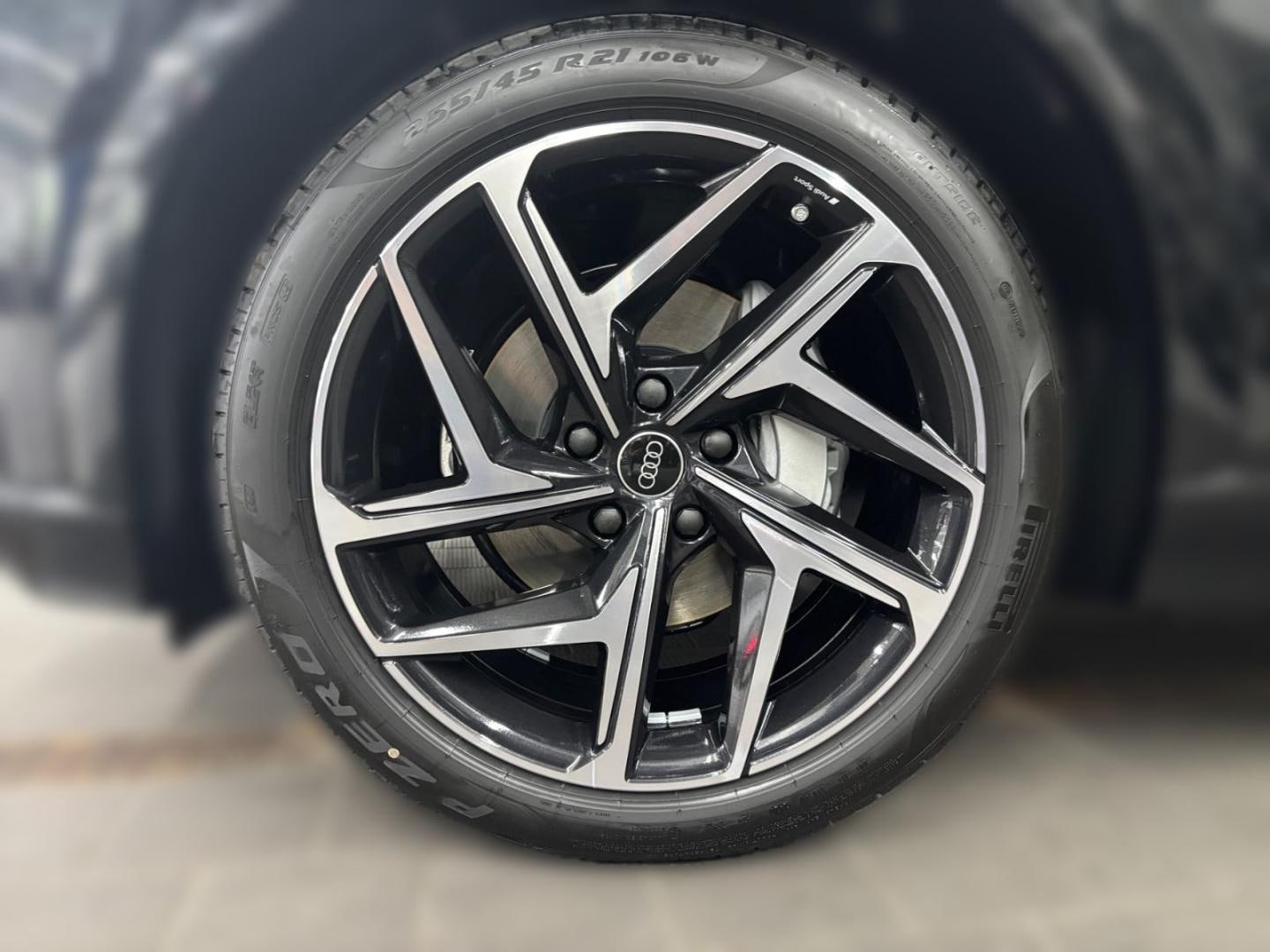 Bild über Audi Q6 Sportback e-tron S line business e-tron quattro 315 kW - für weitere Informationen kontaktieren Sie den Audi Partner