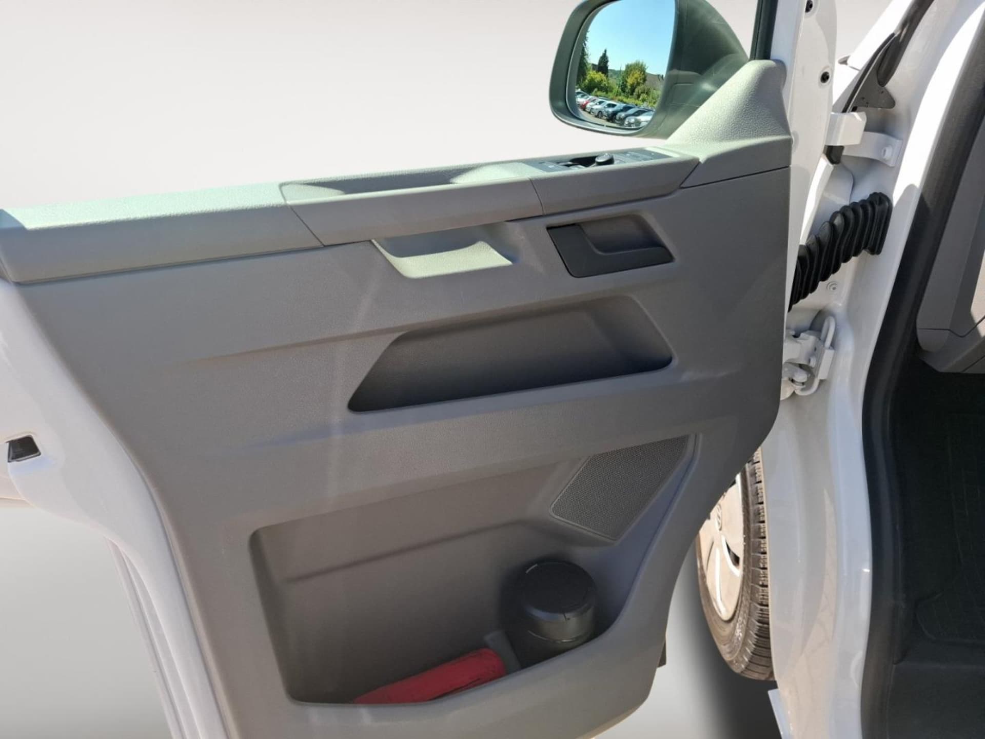 Volkswagen T6.1 Transporter Kombi kurzer Radstand