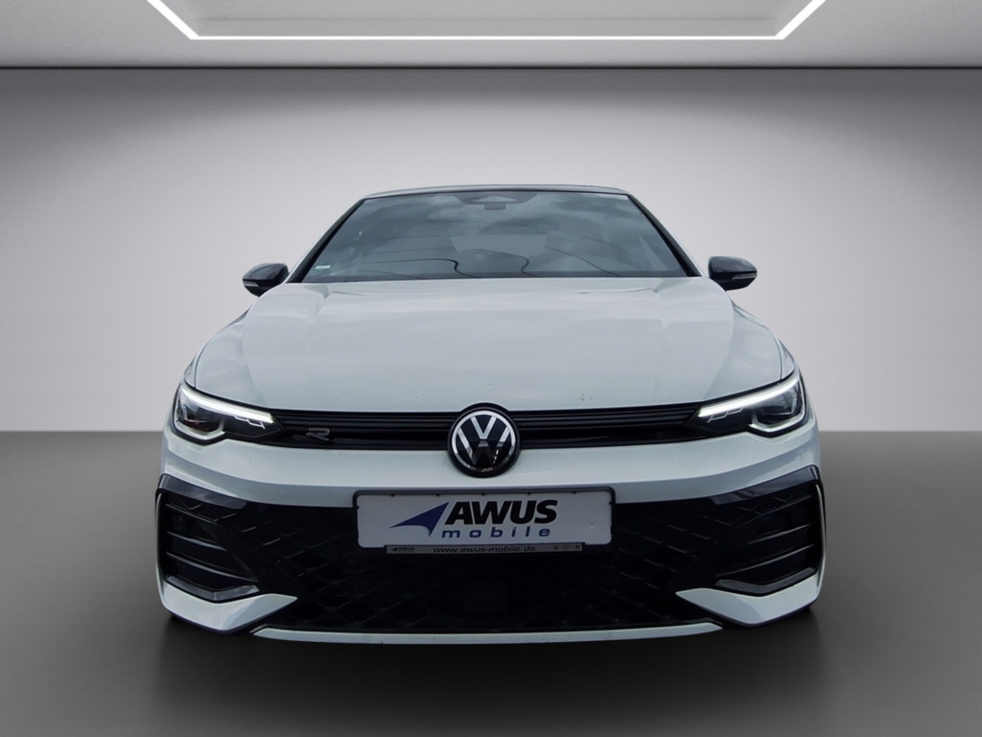 Volkswagen Golf R-Line