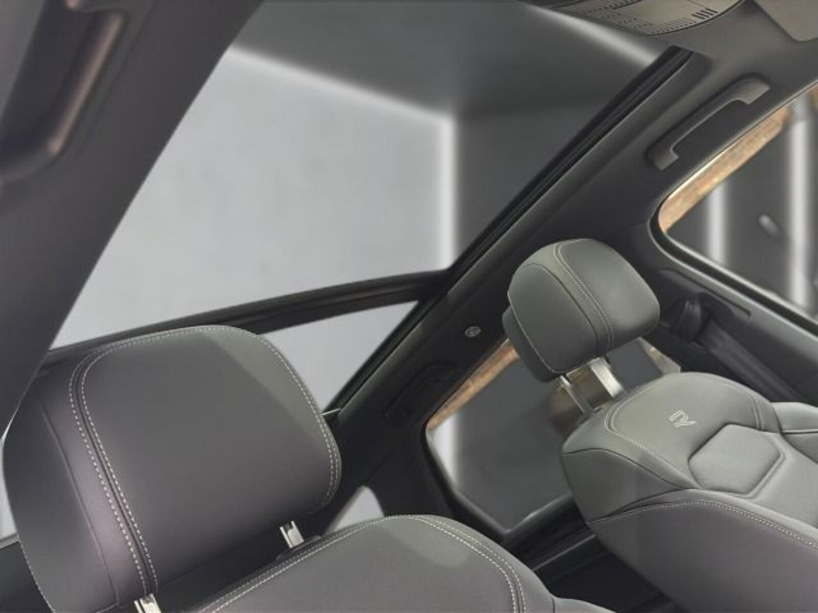 Volkswagen Touareg – Bild 21