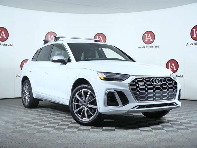 2023 Audi SQ5 Premium Plus's photo