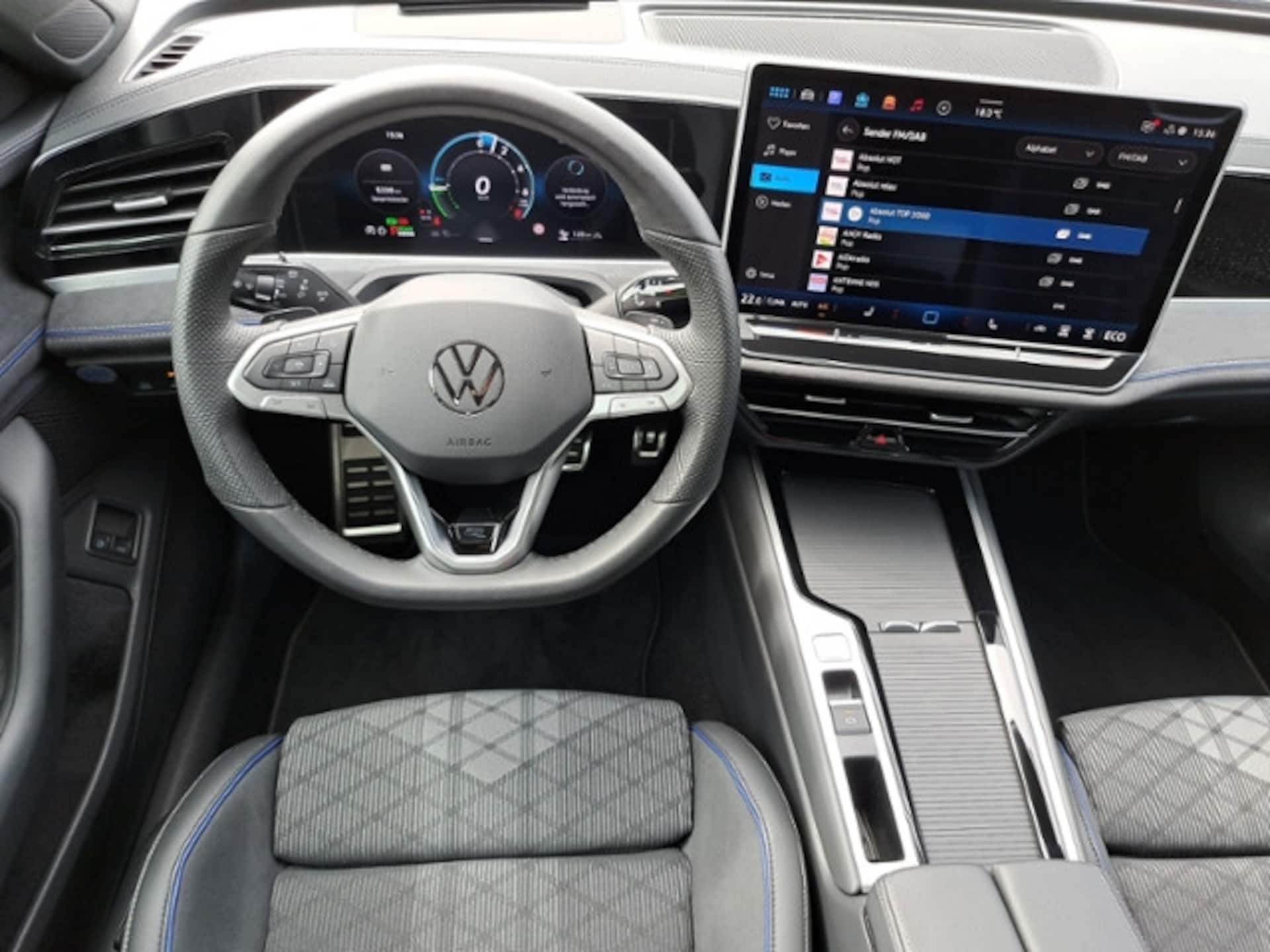 Volkswagen Passat R-Line