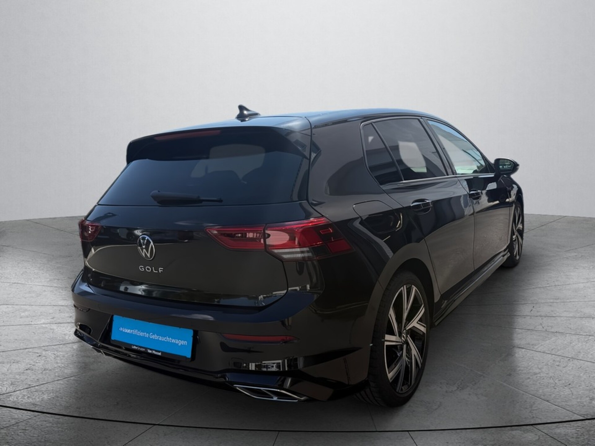 Volkswagen Golf R-Line