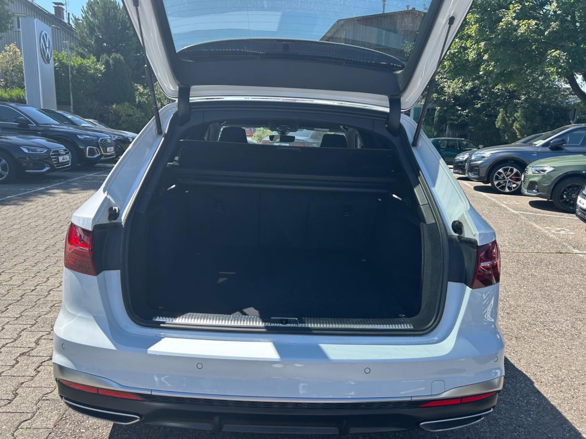 Audi A4 Avant S line