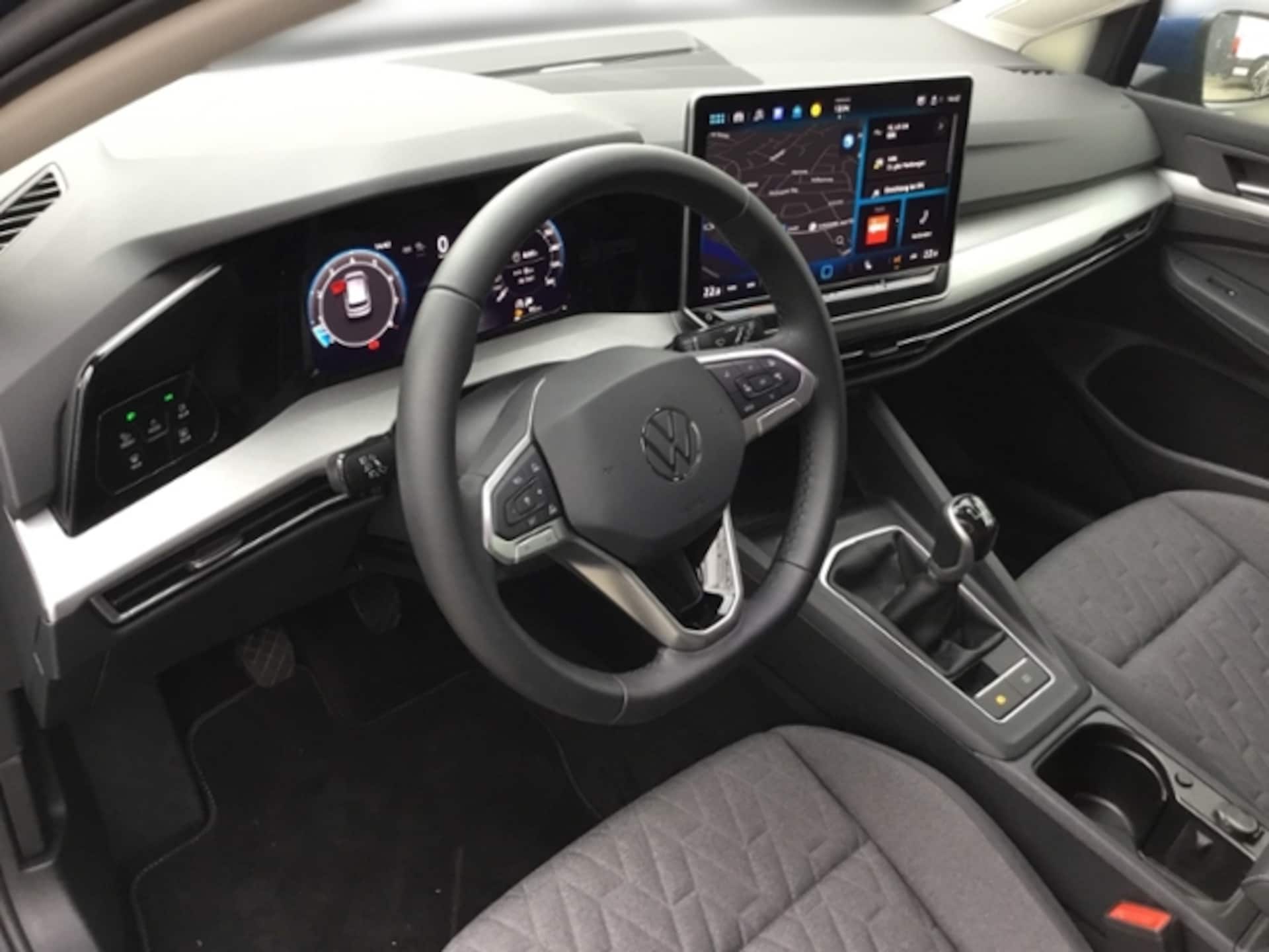 Volkswagen Golf Life