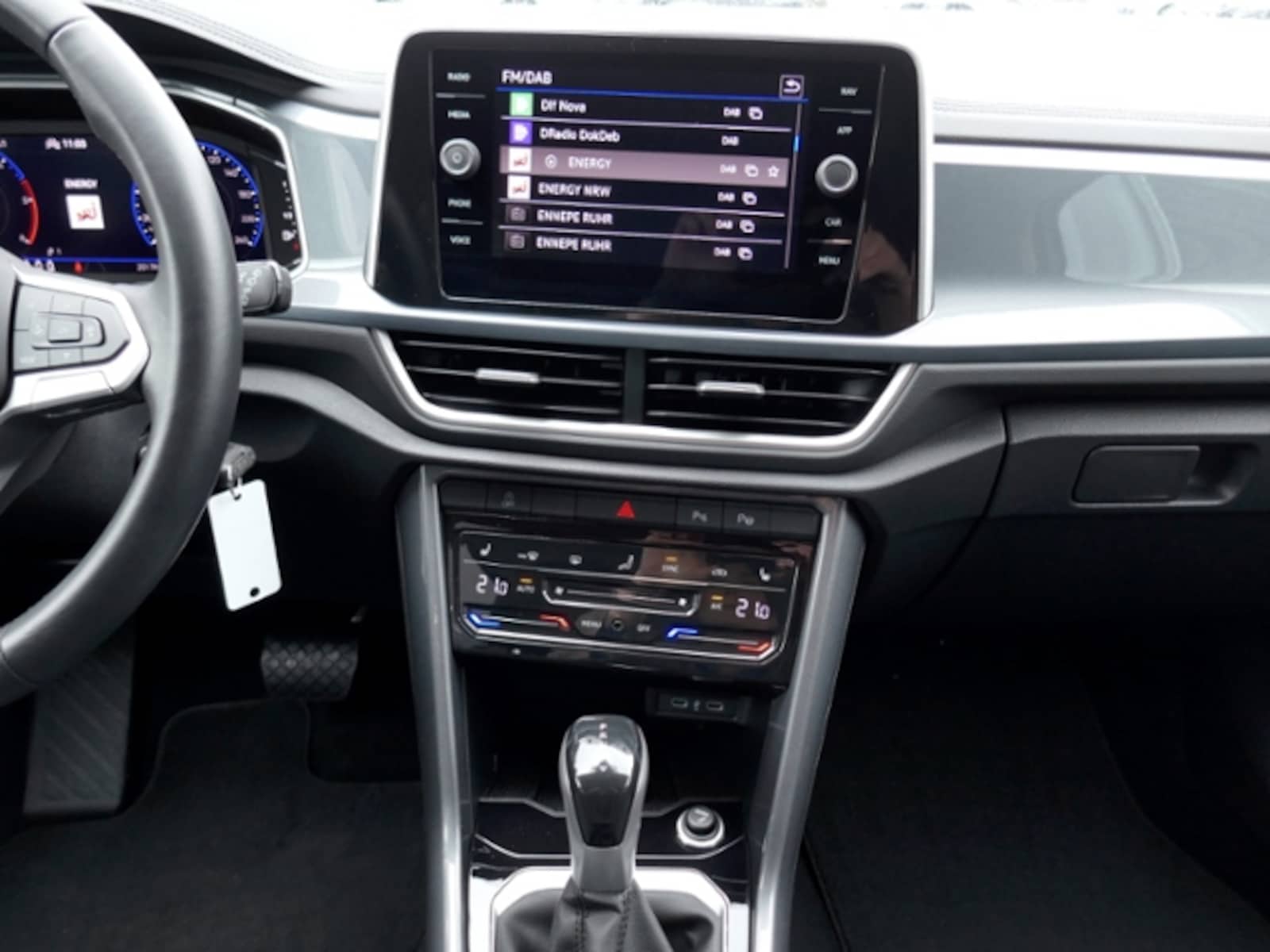 Volkswagen T-Roc – Bild 13