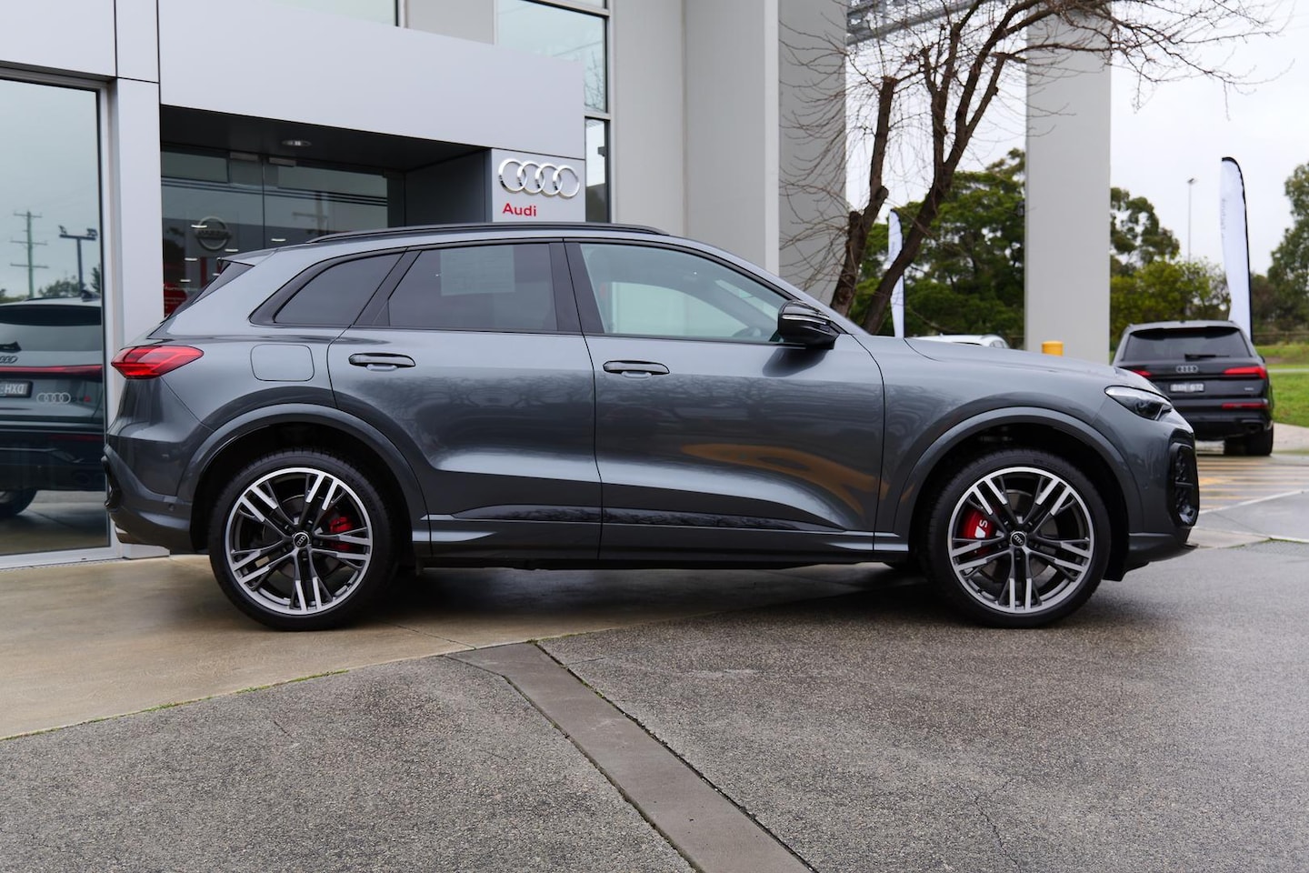 Image about Audi SQ5 SUV TFSI 270 kW edition one