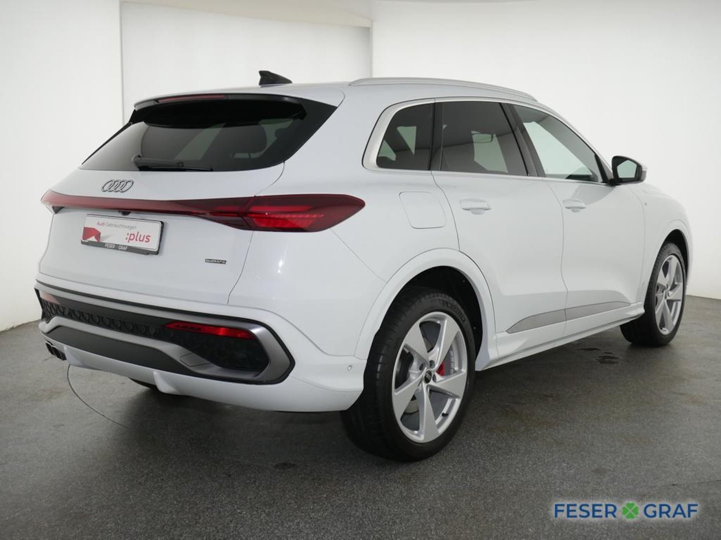 Bild über Audi Q5 SUV TDI quattro 150 kW S tronic - für weitere Informationen kontaktieren Sie den Audi Partner