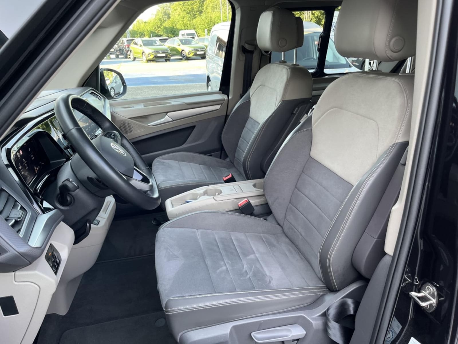 Volkswagen Multivan Langversion – Bild 9