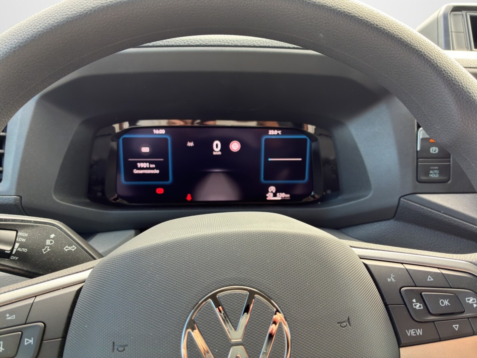 Volkswagen Crafter Kasten mittlerer Radstand – Bild 10