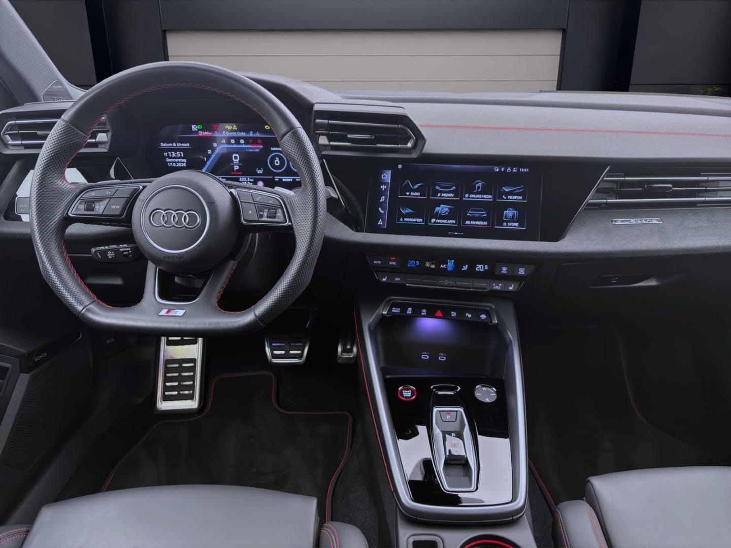 Bild über Audi S3 Sportback TFSI quattro S tronic - für weitere Informationen kontaktieren Sie den Audi Partner