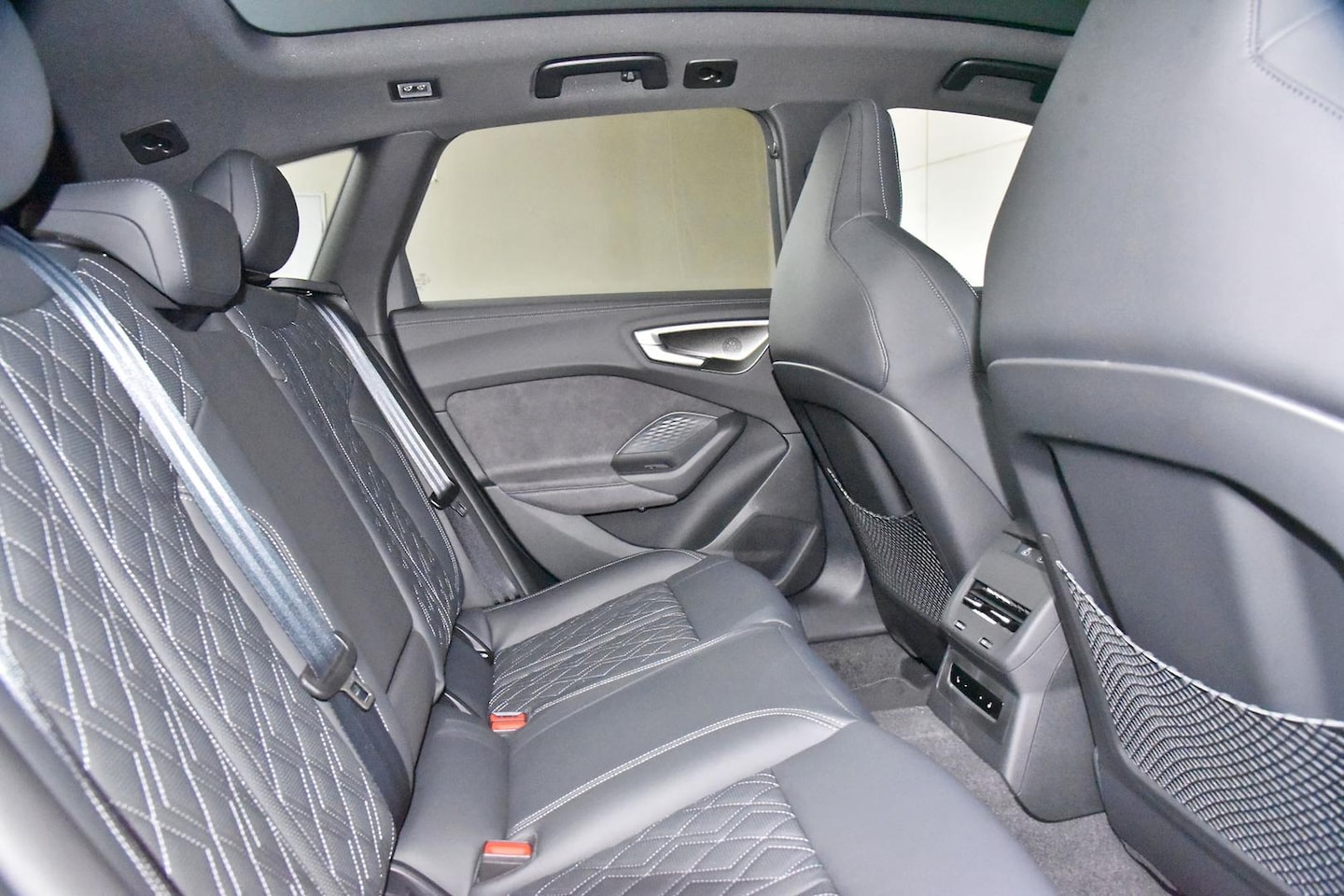 Image about Audi S5 Avant TFSI quattro 270 kW S tronic