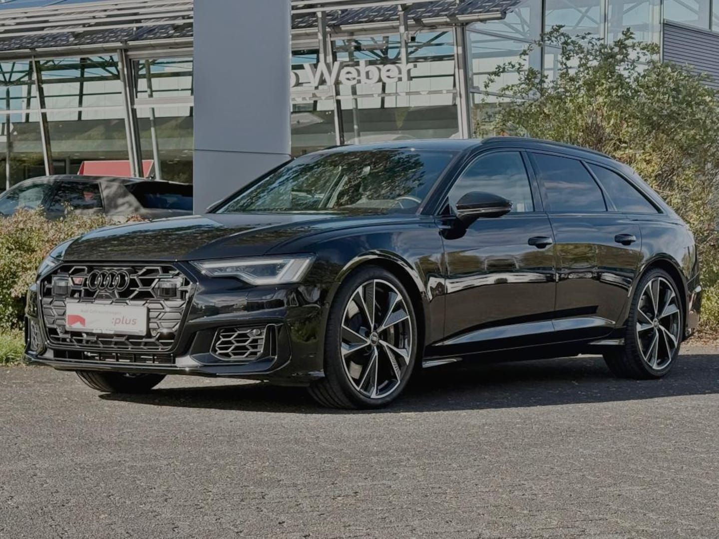 Bild über Audi S6 Avant TDI quattro tiptronic - für weitere Informationen kontaktieren Sie den Audi Partner