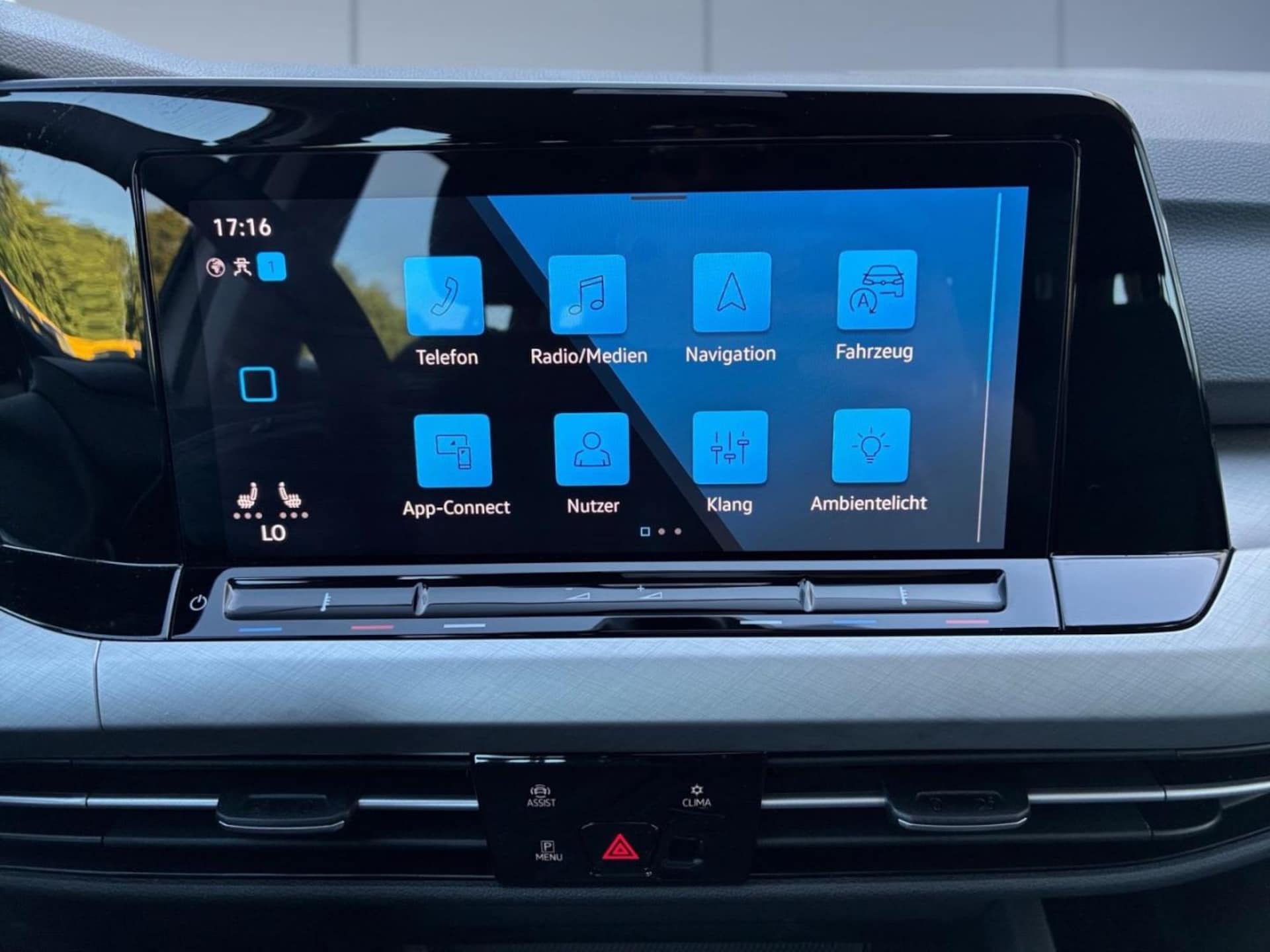 Volkswagen Golf Variant Life