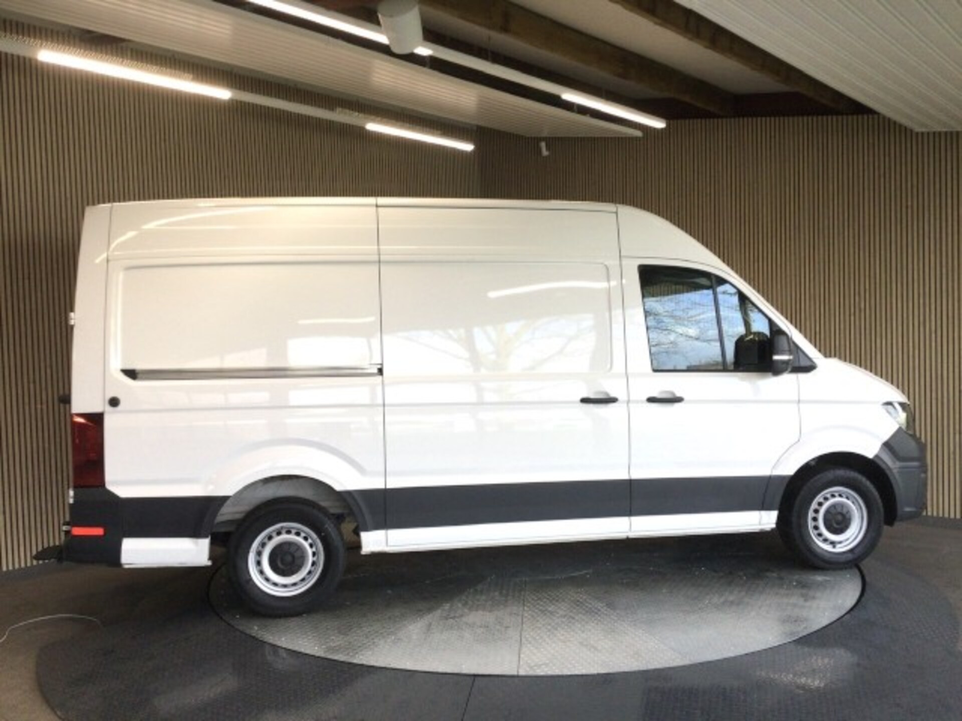 Volkswagen Crafter Kasten mittlerer Radstand